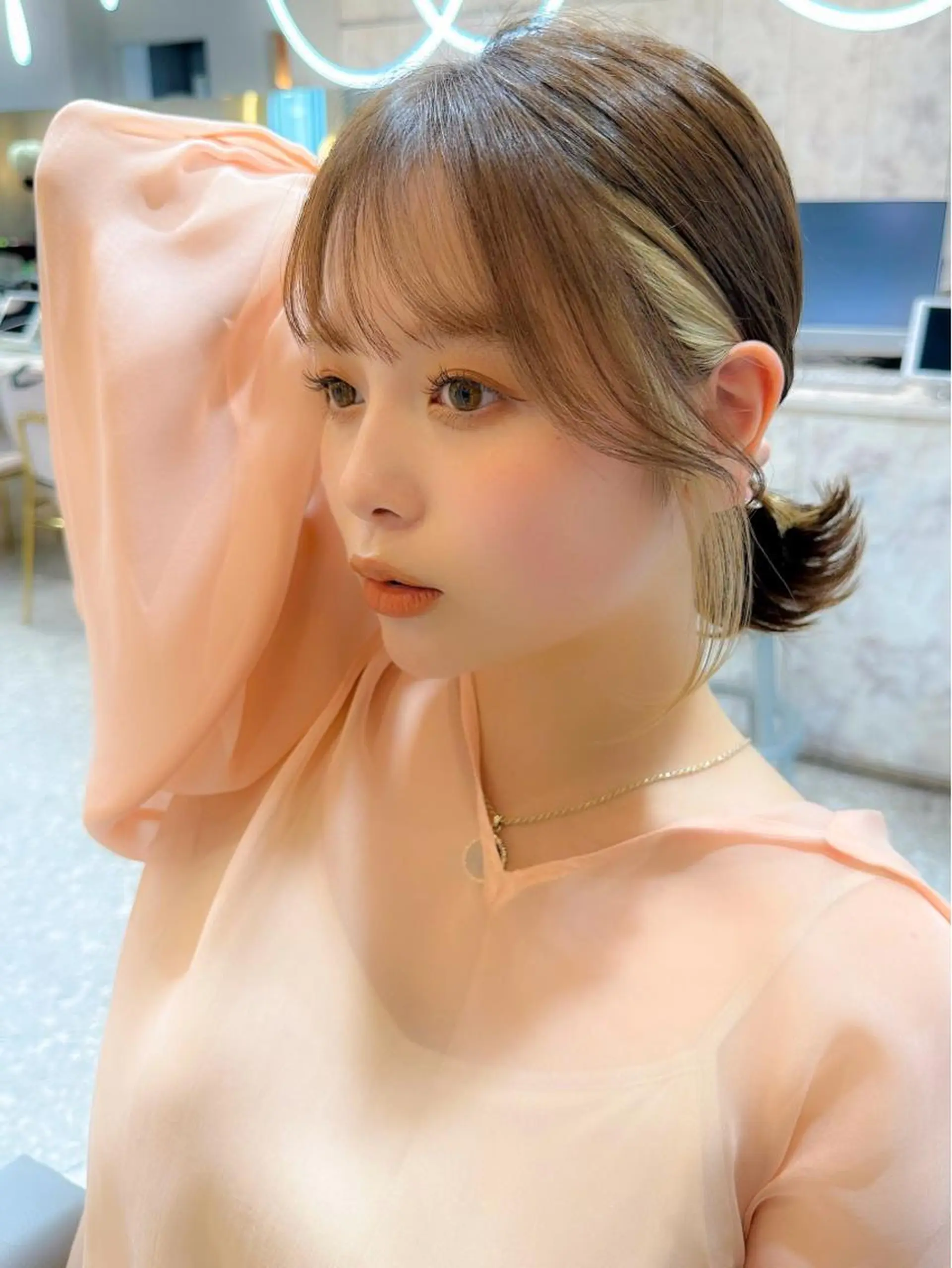 ミディアム カラー シールエクステ ミディアムパーマ ブリーチ ケアブリーチ ダブルカラー カット トリートメント 新宿/韓国風レイヤー 髪質改善/渋谷直樹のヘアスタイル