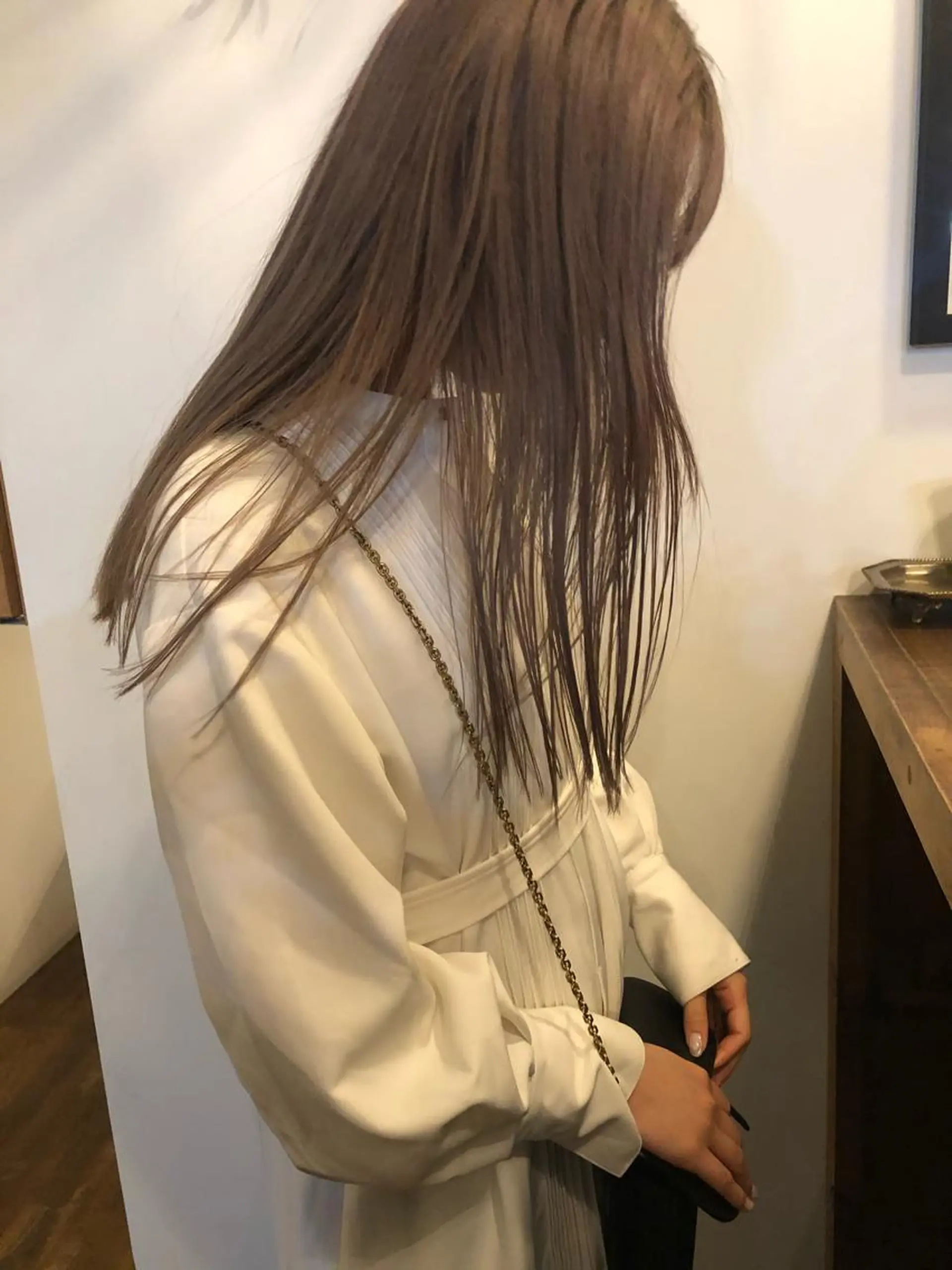 ロング カラー ベージュカラー ブリーチ ラベンダーカラー ラベンダーベージュ ヘアカラー hono/ボブ/ ハイトーン/ベージュのヘアスタイル