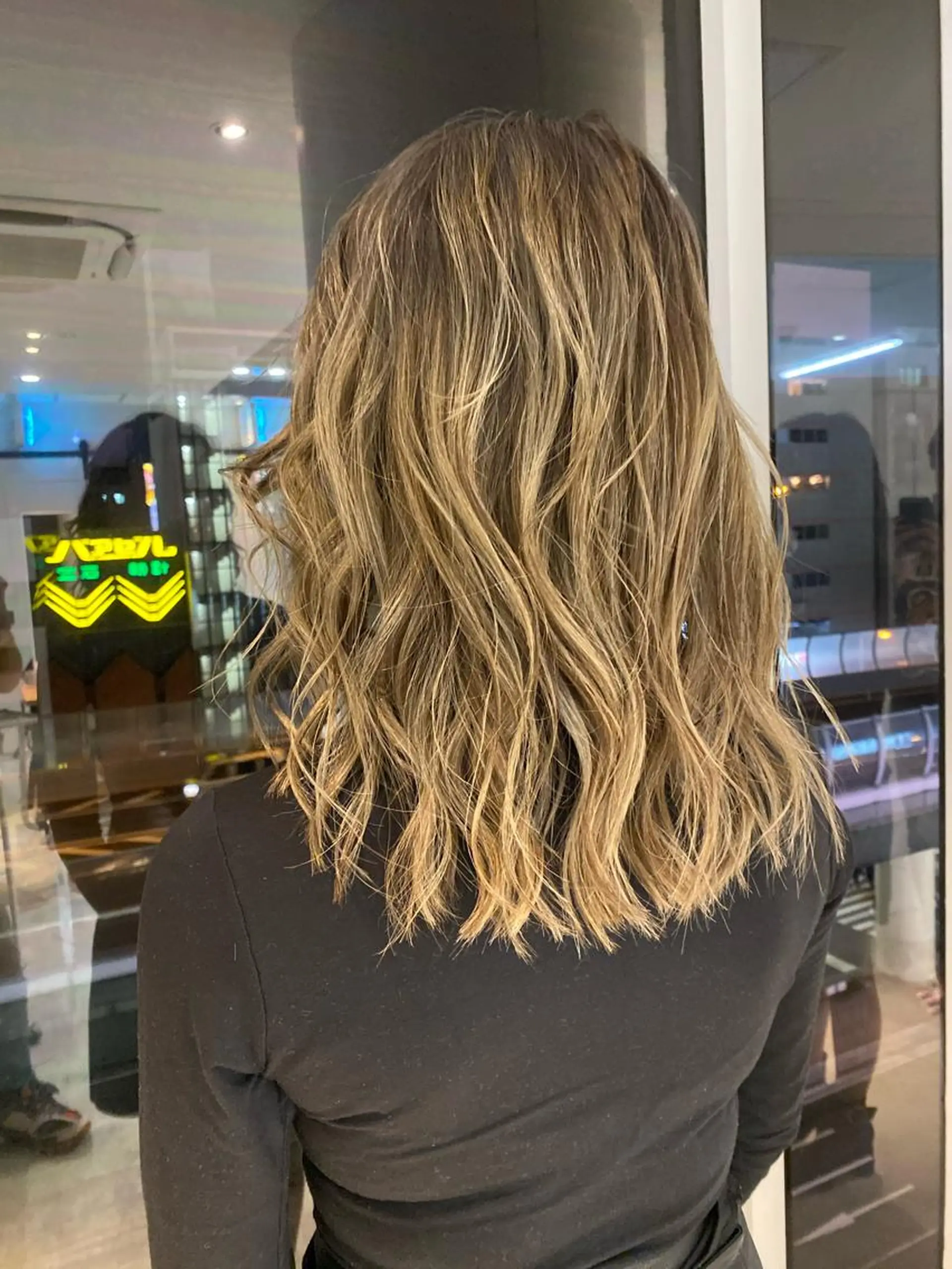 セミロング カラー welring hair salonのヘアスタイル