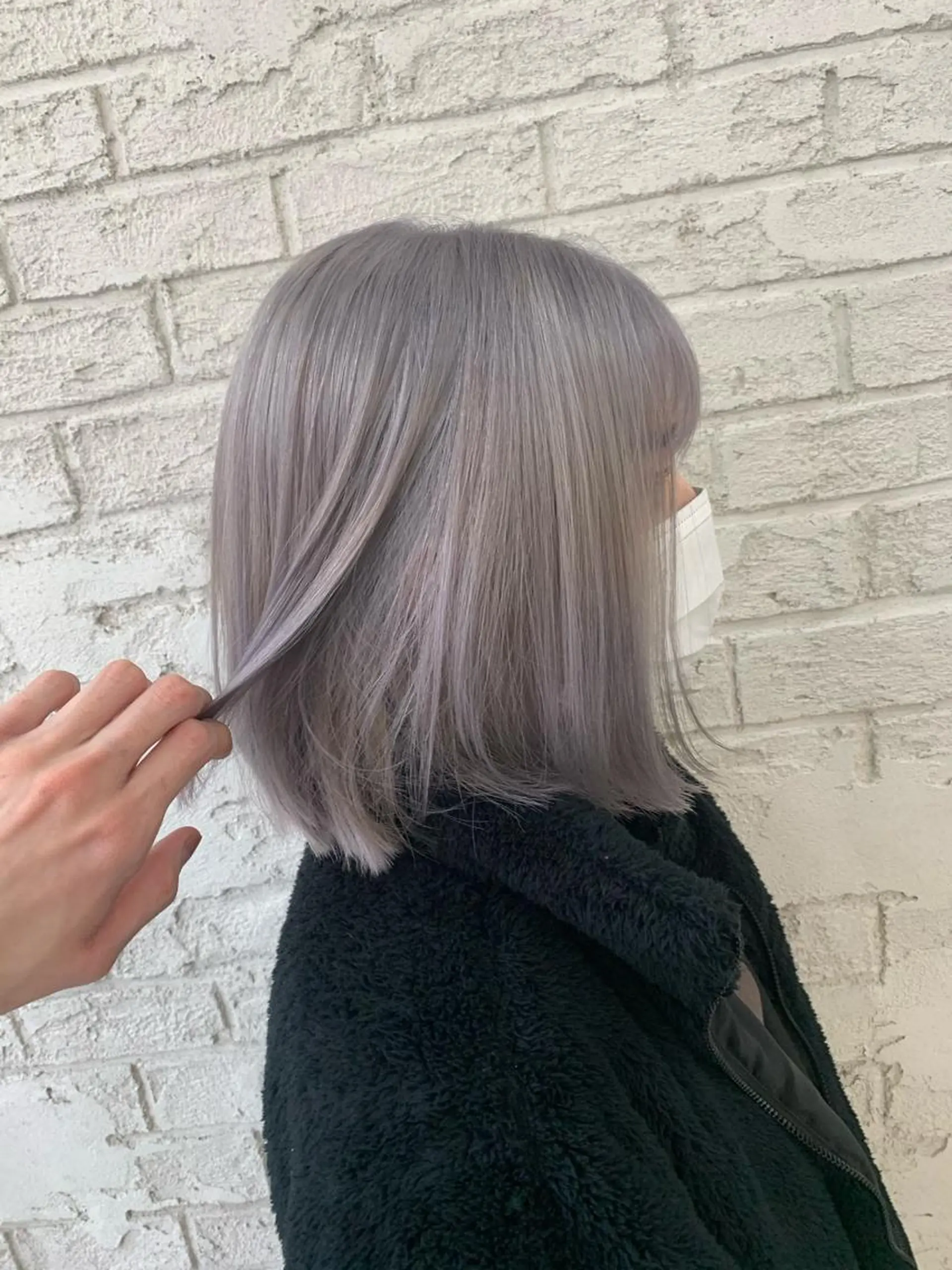 ショート カラー ベージュカラー シルバー ホワイトベージュ ホワイトシルバー カット ブリーチ特化 ハイトーンRYOYAのヘアスタイル