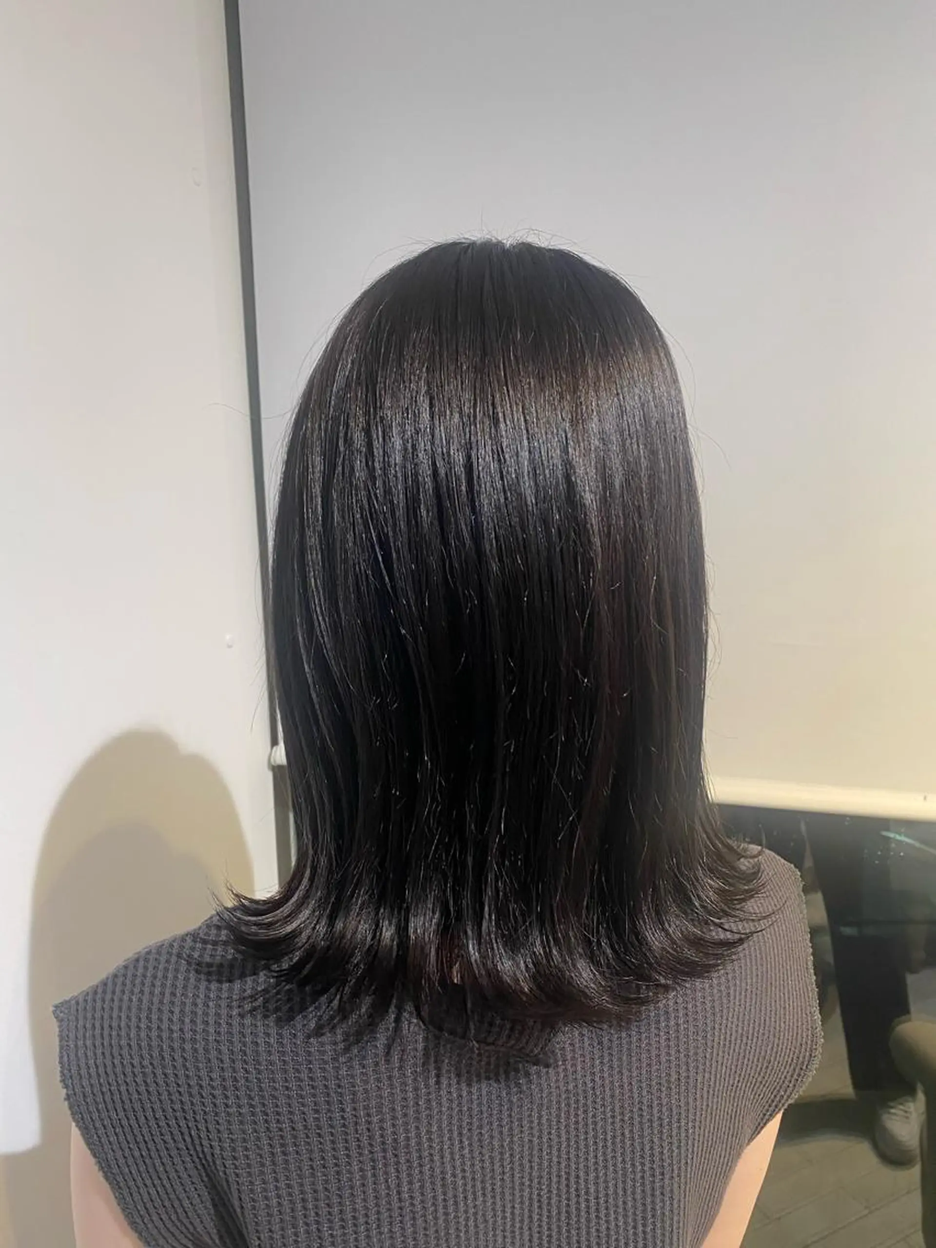 ミディアム カラー ヘアカラー トリートメント 伊藤 歩のヘアスタイル