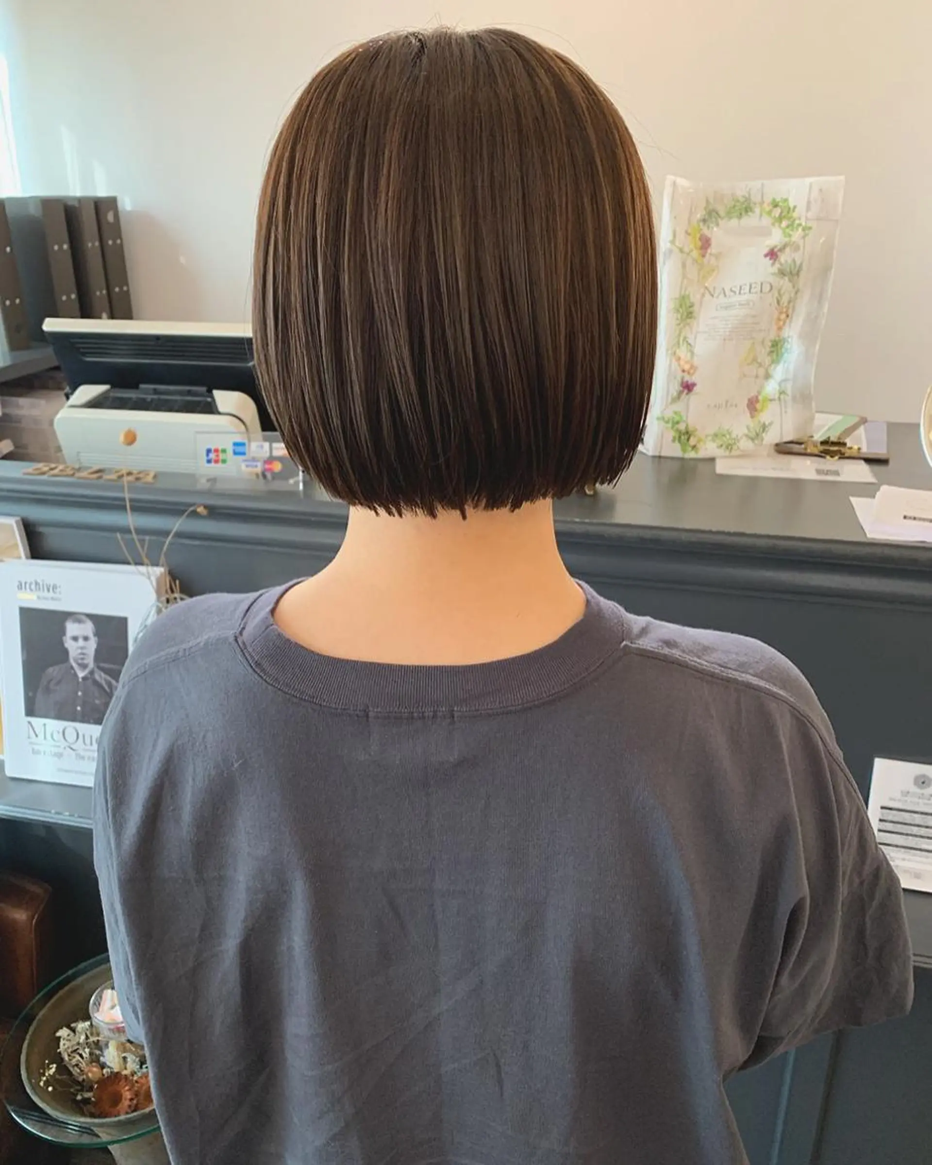 ミディアム カラー 安村 美奈のヘアスタイル