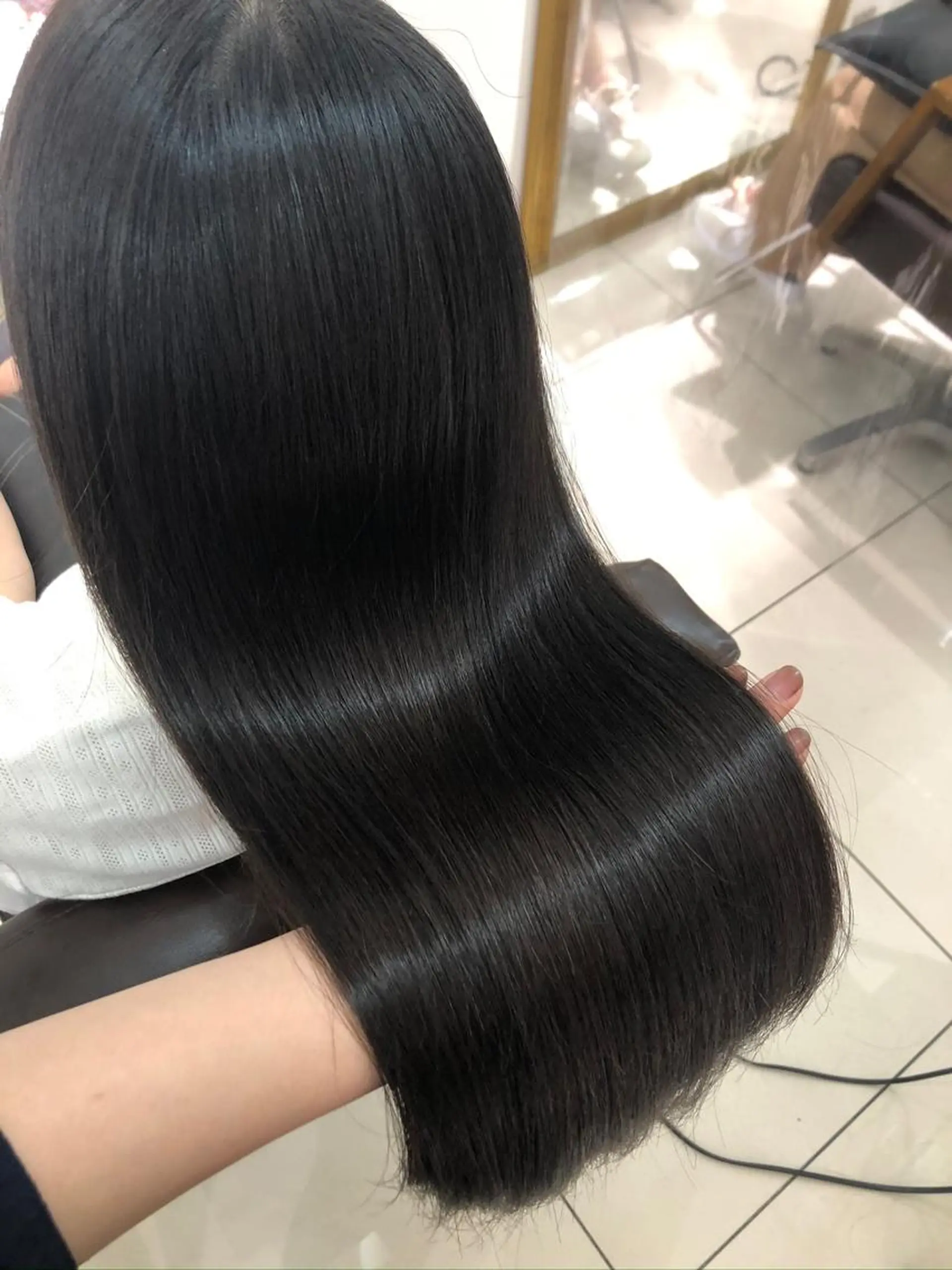 ロング 🇰🇷韓国風艶髪✨ 髪質改善 倉岡しおんのヘアスタイル