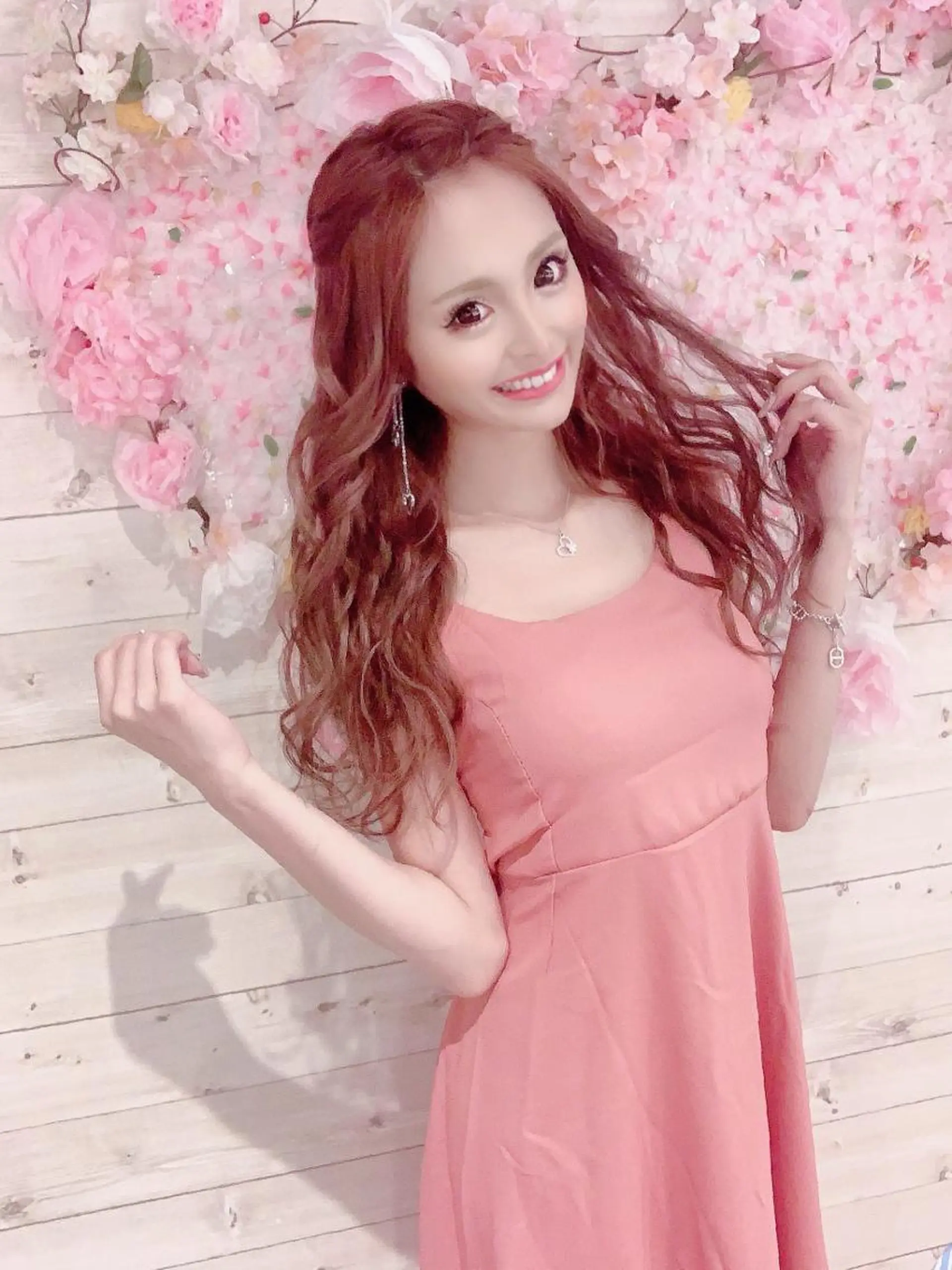 ロング ヘアアレンジ ヘアメイク エンカレッジのヘアスタイル