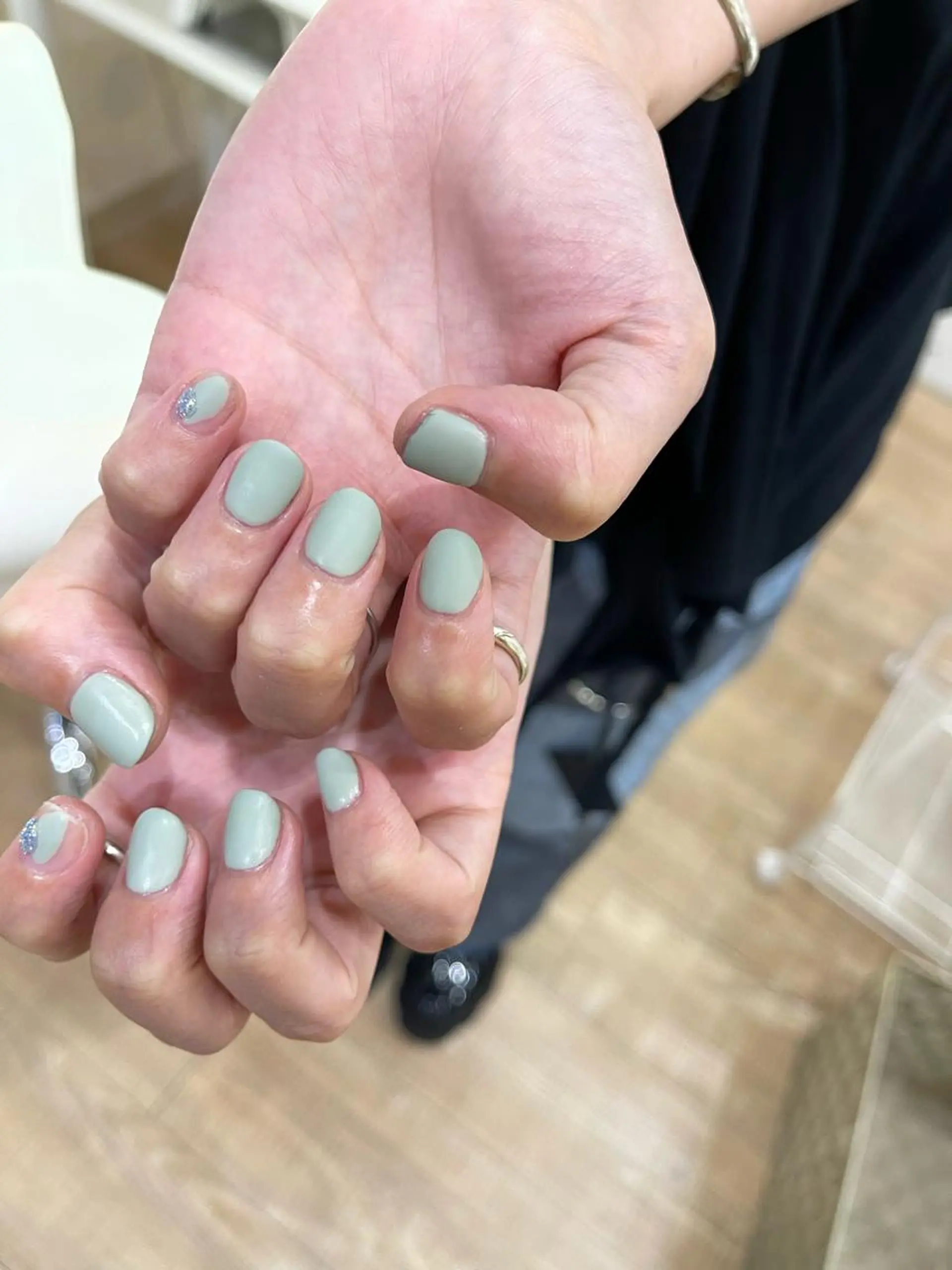 ネイル アートネイル ワンカラーネイル ストーンネイル MASAKI KOKOROのマツエク・マツパデザイン