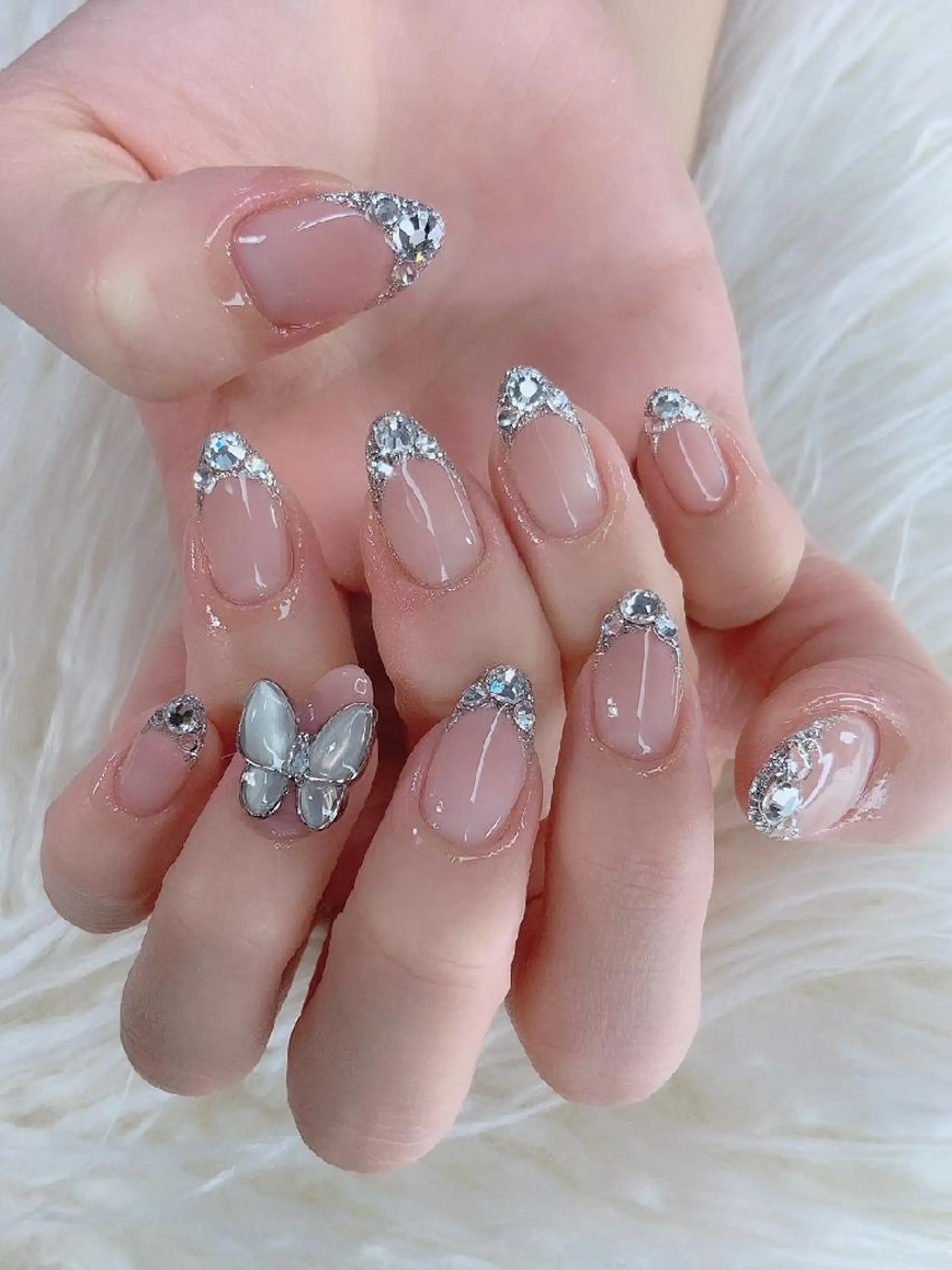 ネイル フレンチネイル キラキラネイル ストーンネイル ブライダルネイル   MAKI NAILのネイルデザイン