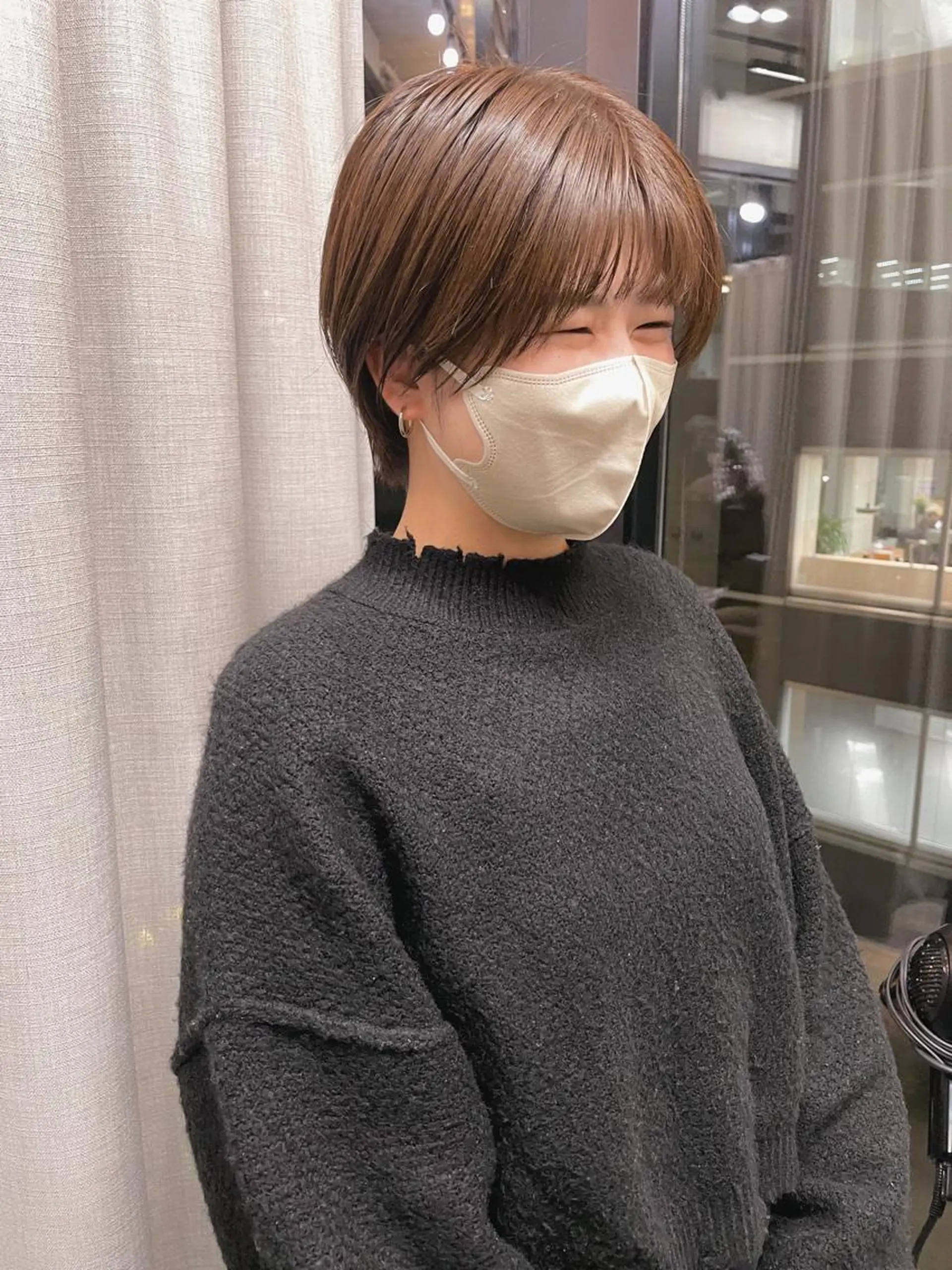 ショート カット ヘアカラー 石上 沙也香のヘアスタイル