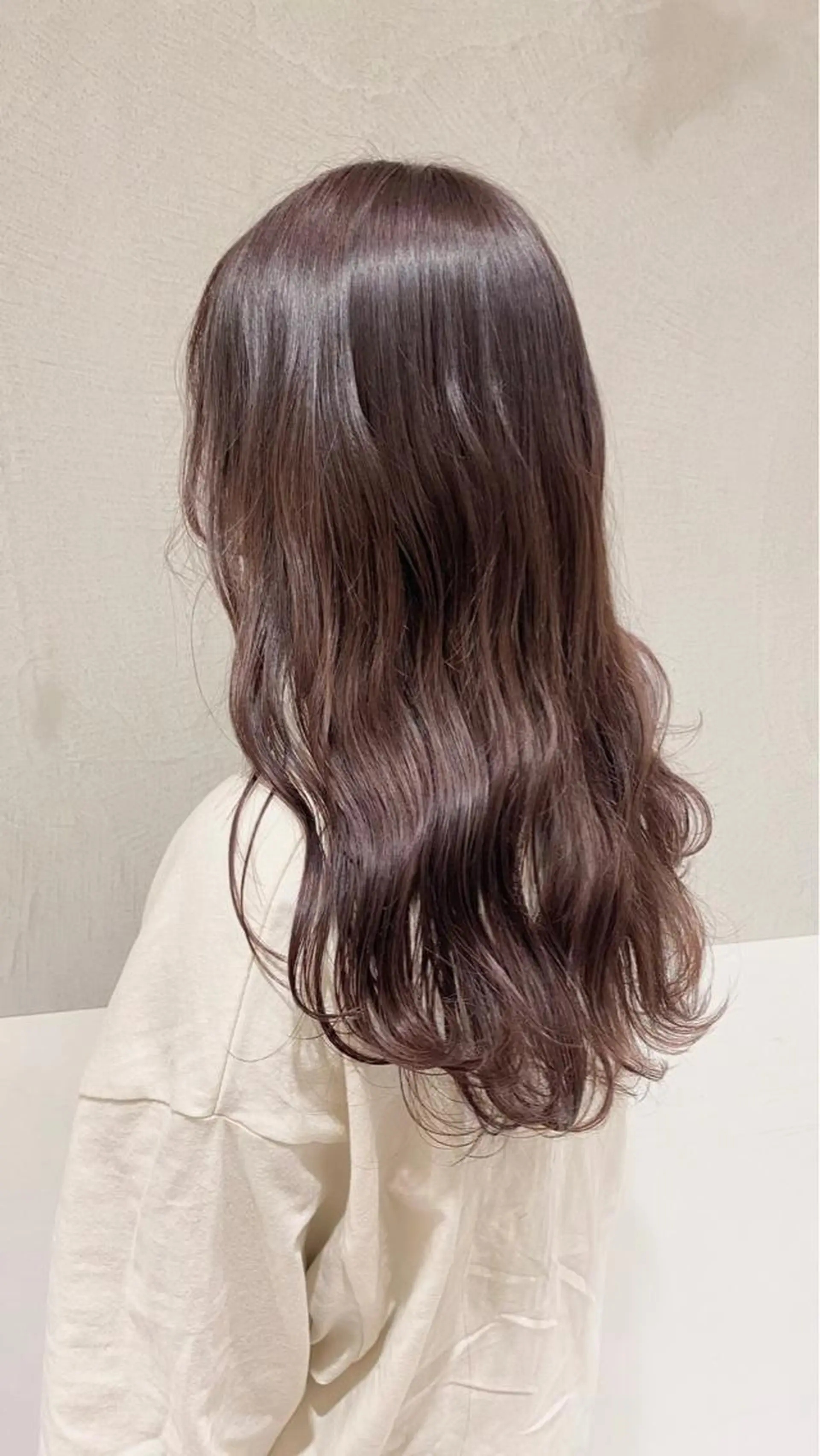 ロング カラー 艶感/ナチュラル 🩵amiのヘアスタイル