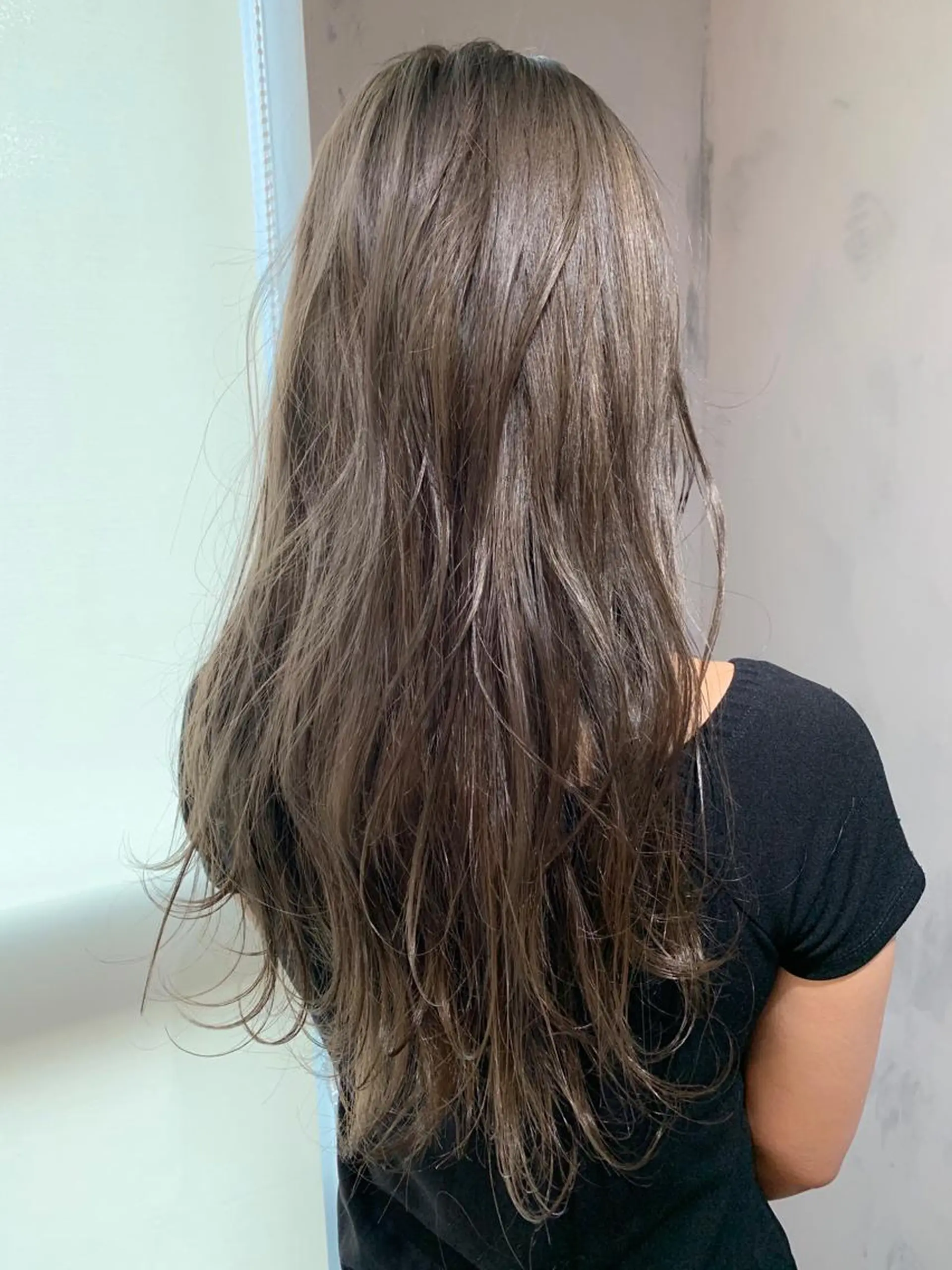 ロング カラー グレージュ レイヤー/髪質改善/ ブリーチ/コタケのヘアスタイル