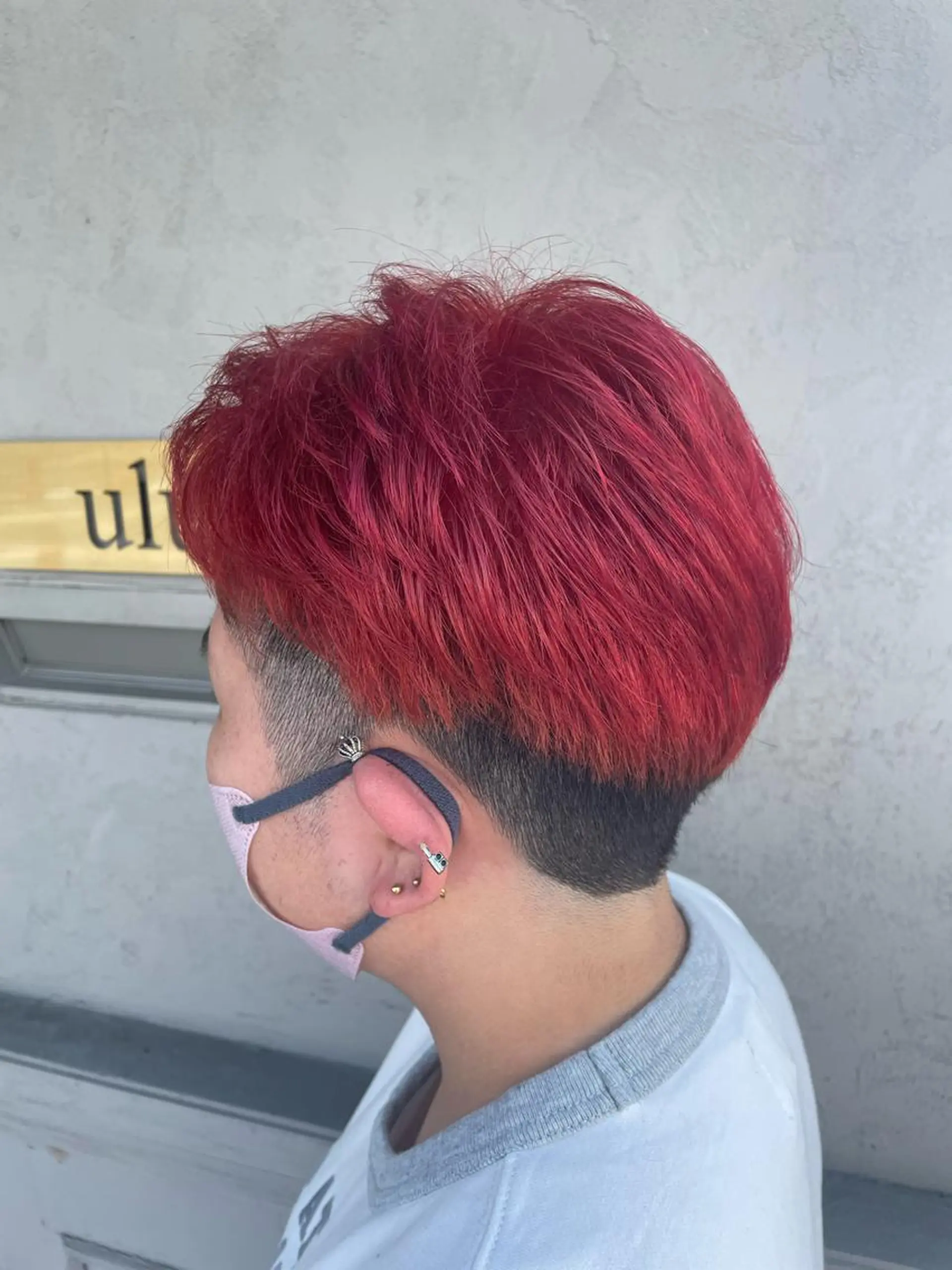 カラー ブリーチ レッドカラー 隅内 桃香のヘアスタイル