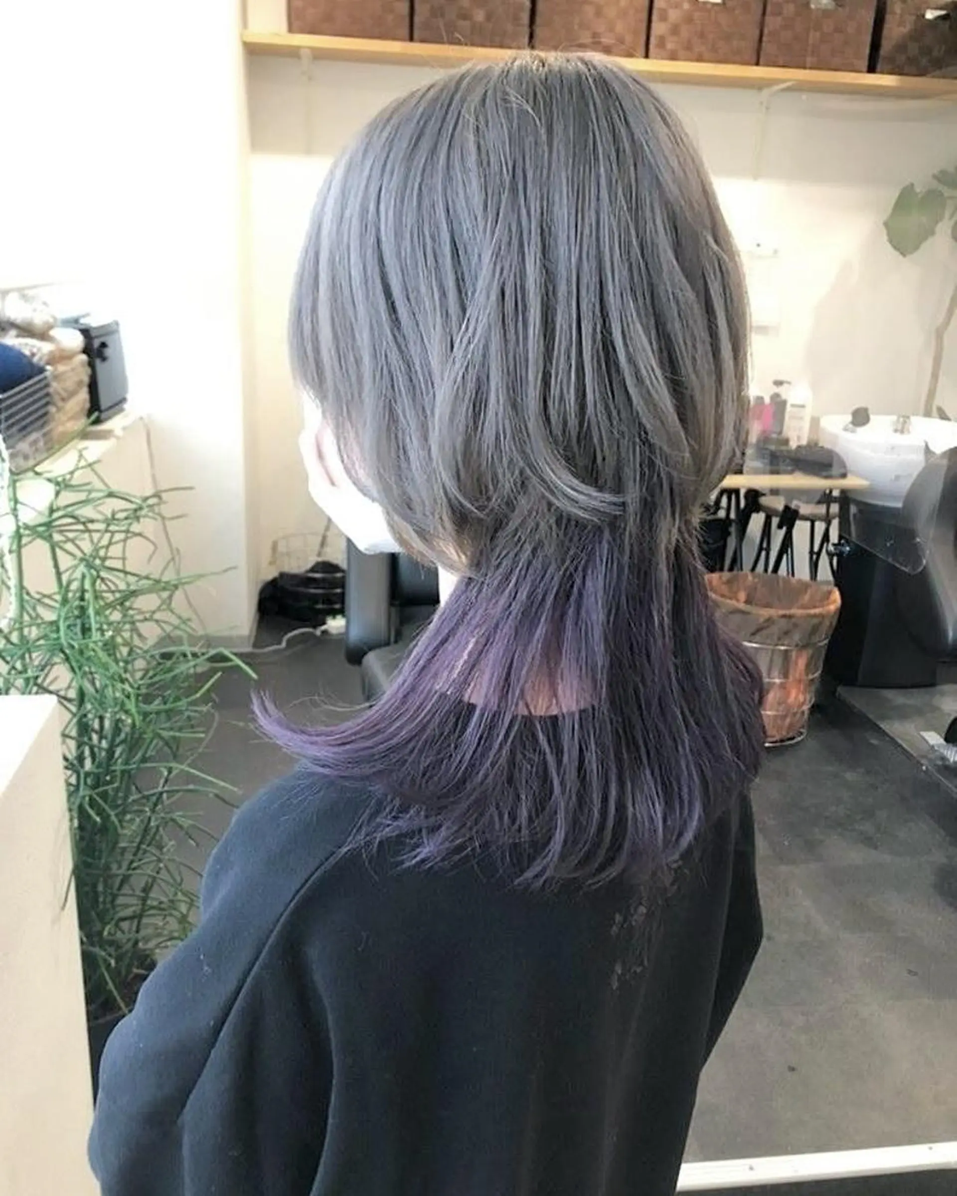 セミロング カラー パープルカラー シルバー ホワイトシルバー ヘアカラー JIL BLAN 京都所属・RU RIのヘアスタイル