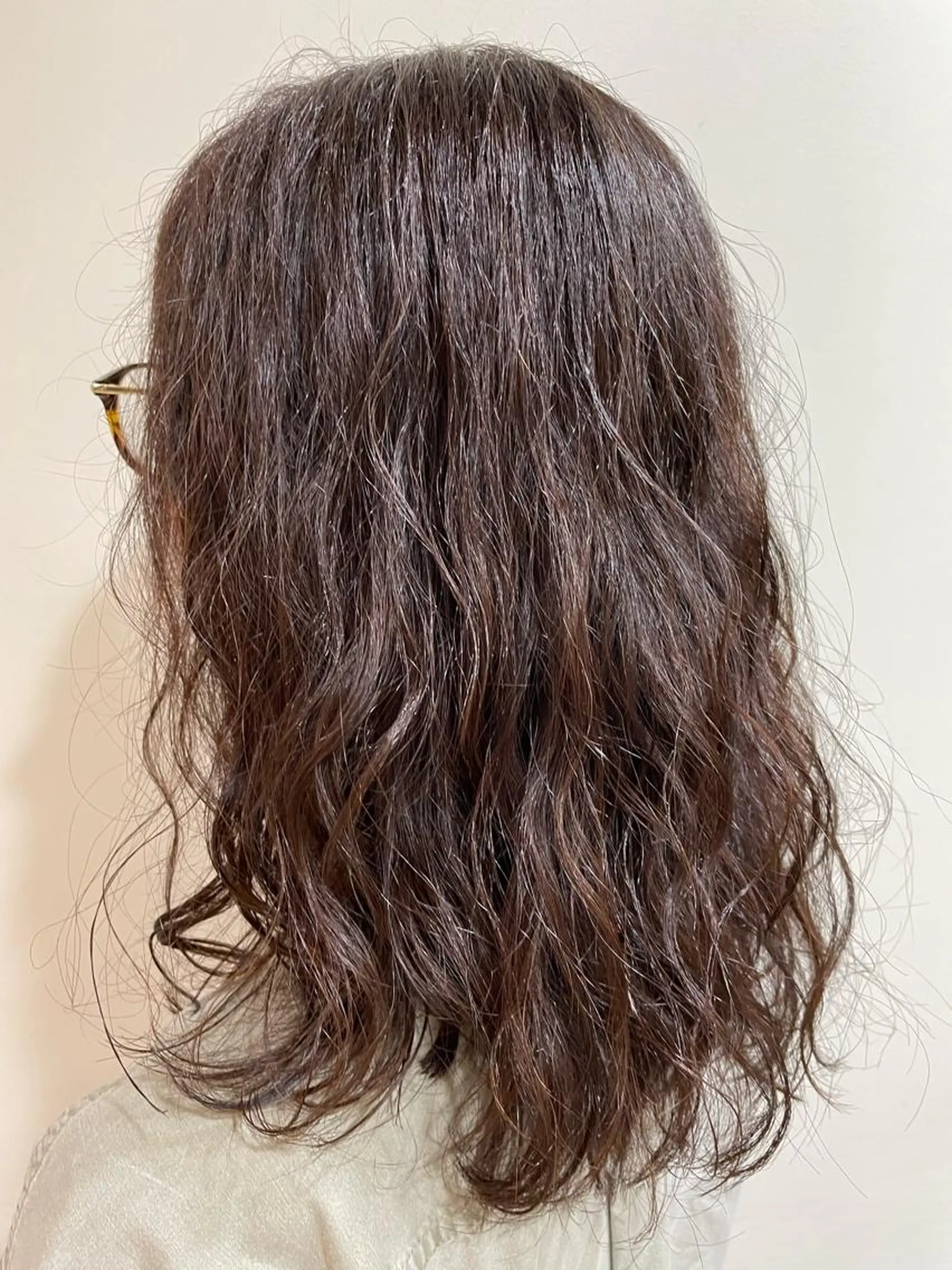 セミロング パーマ レイヤー／似合わせ TAKUYAのヘアスタイル