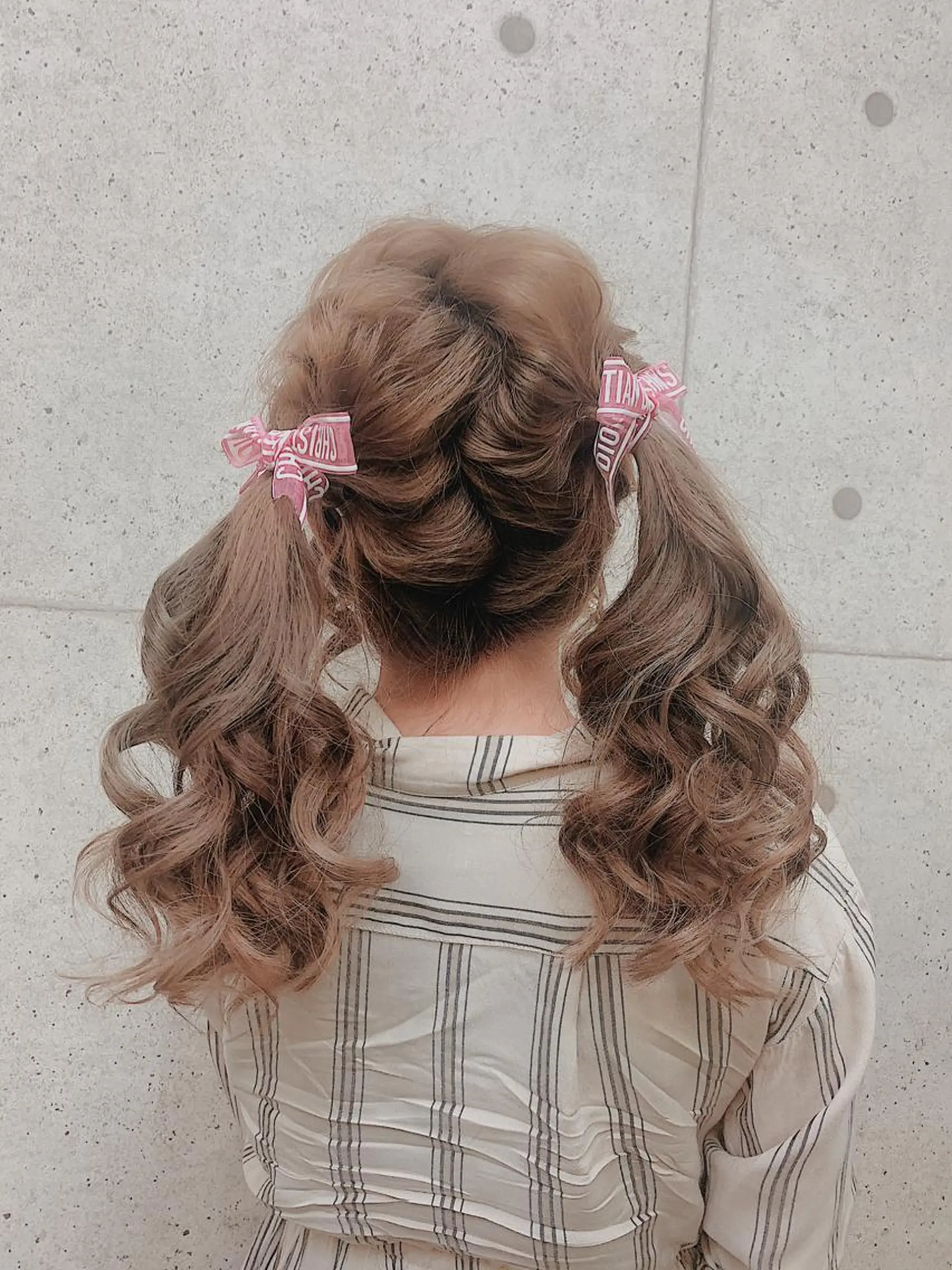 ロング ヘアアレンジ ツインテール 京都最安価エクステ muuka🦋のヘアスタイル