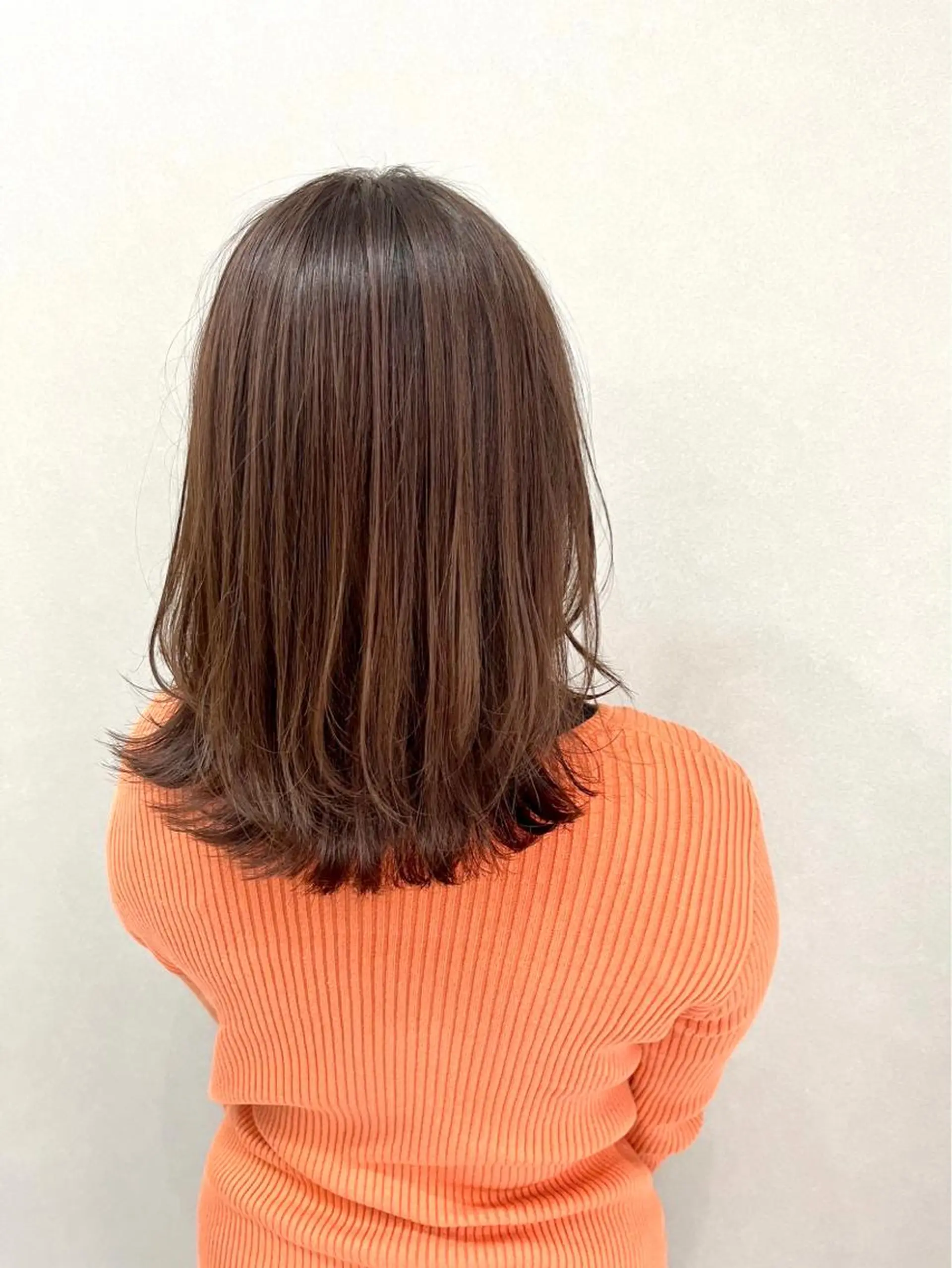 ミディアム カラー ミディアムレイヤー レイヤーカット hair salon mayumiのヘアスタイル