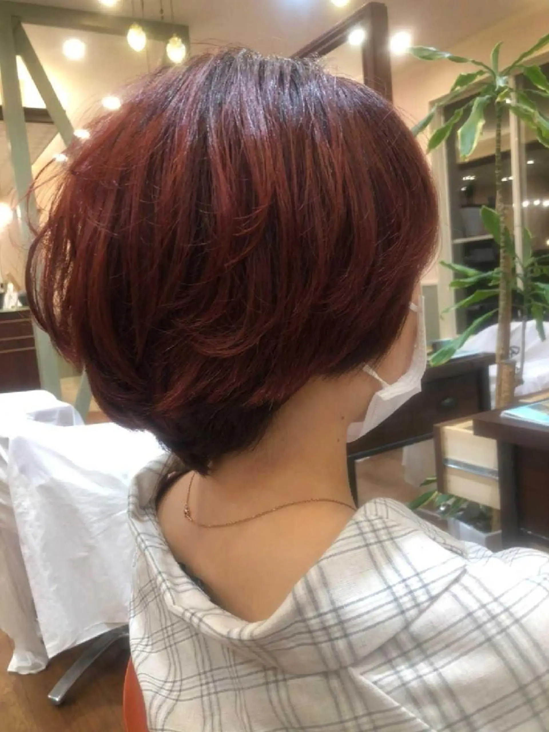 ショート カラー レッドカラー R hair🧡 伊藤美和🤎のヘアスタイル