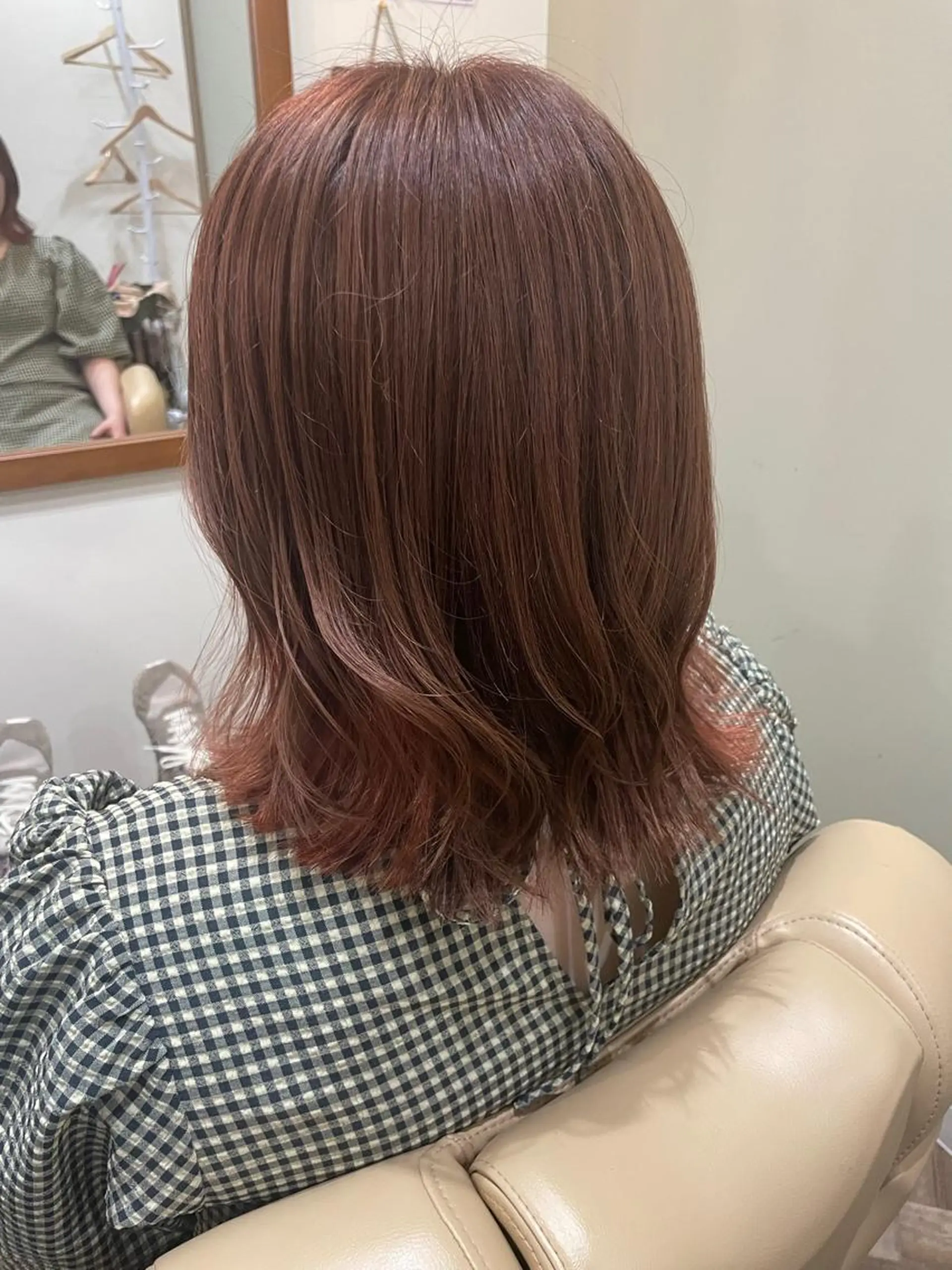 ミディアム 寺本 早希のヘアスタイル