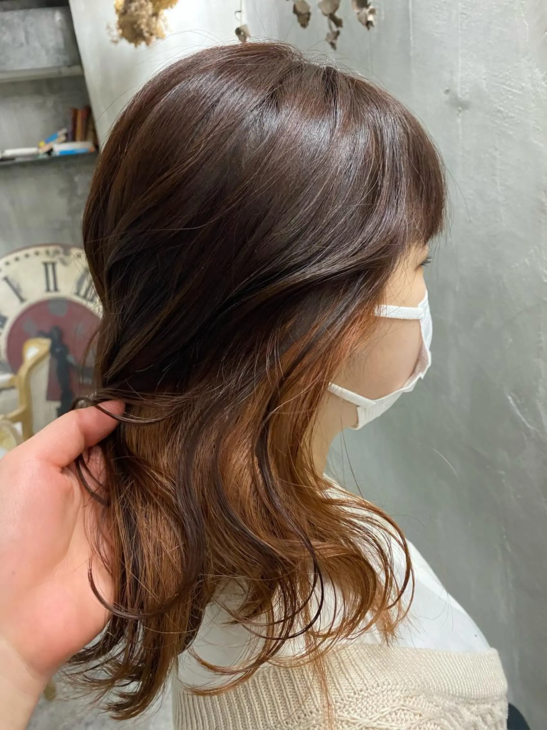 セミロング カラー 抜きっぱなしブロンド お任せヘア☘️☘️ 及川渚のヘアスタイル