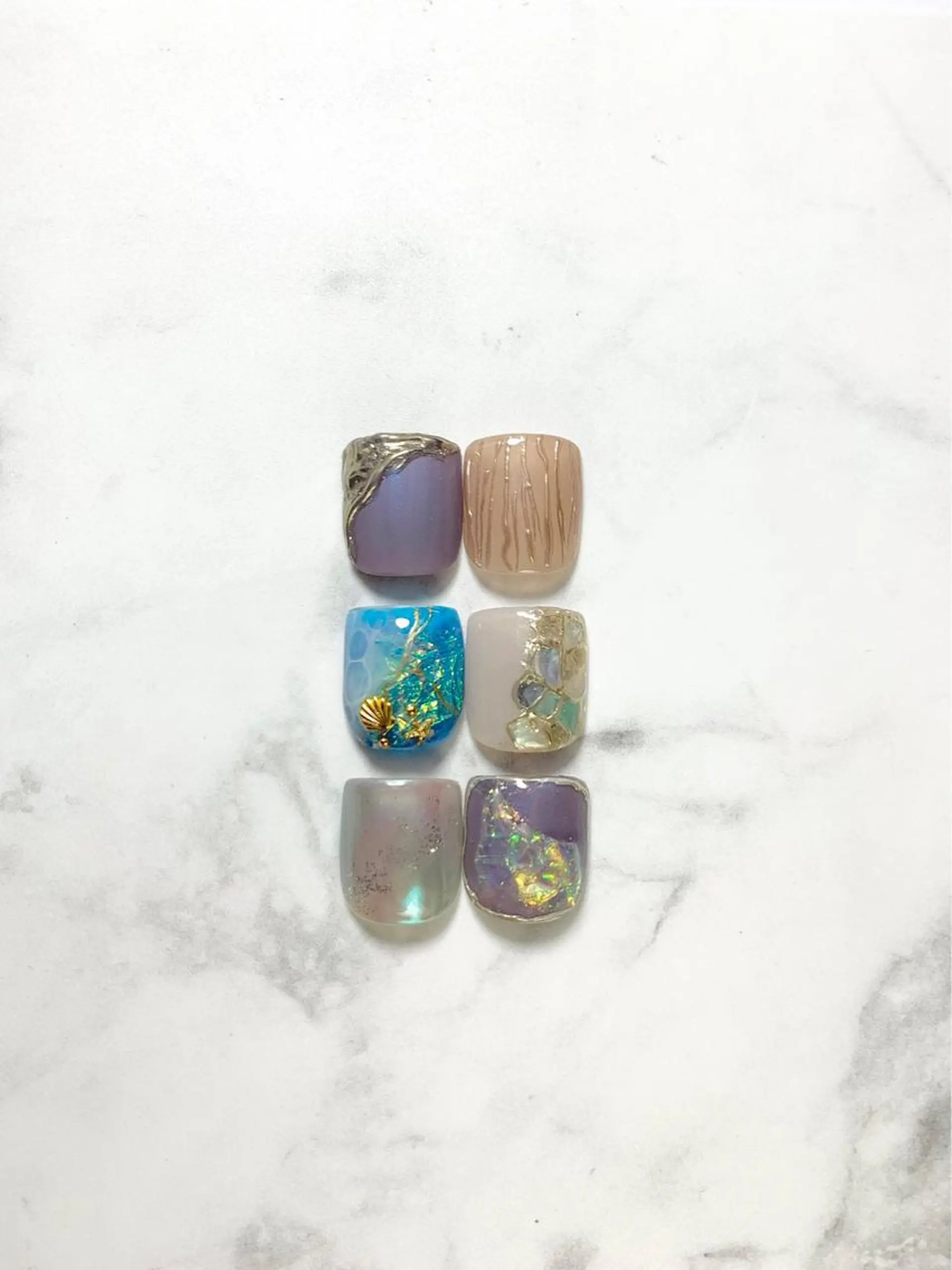 ショート ネイル フットネイル シンプルネイル 🦋Kiyomi. 🦋のネイルデザイン