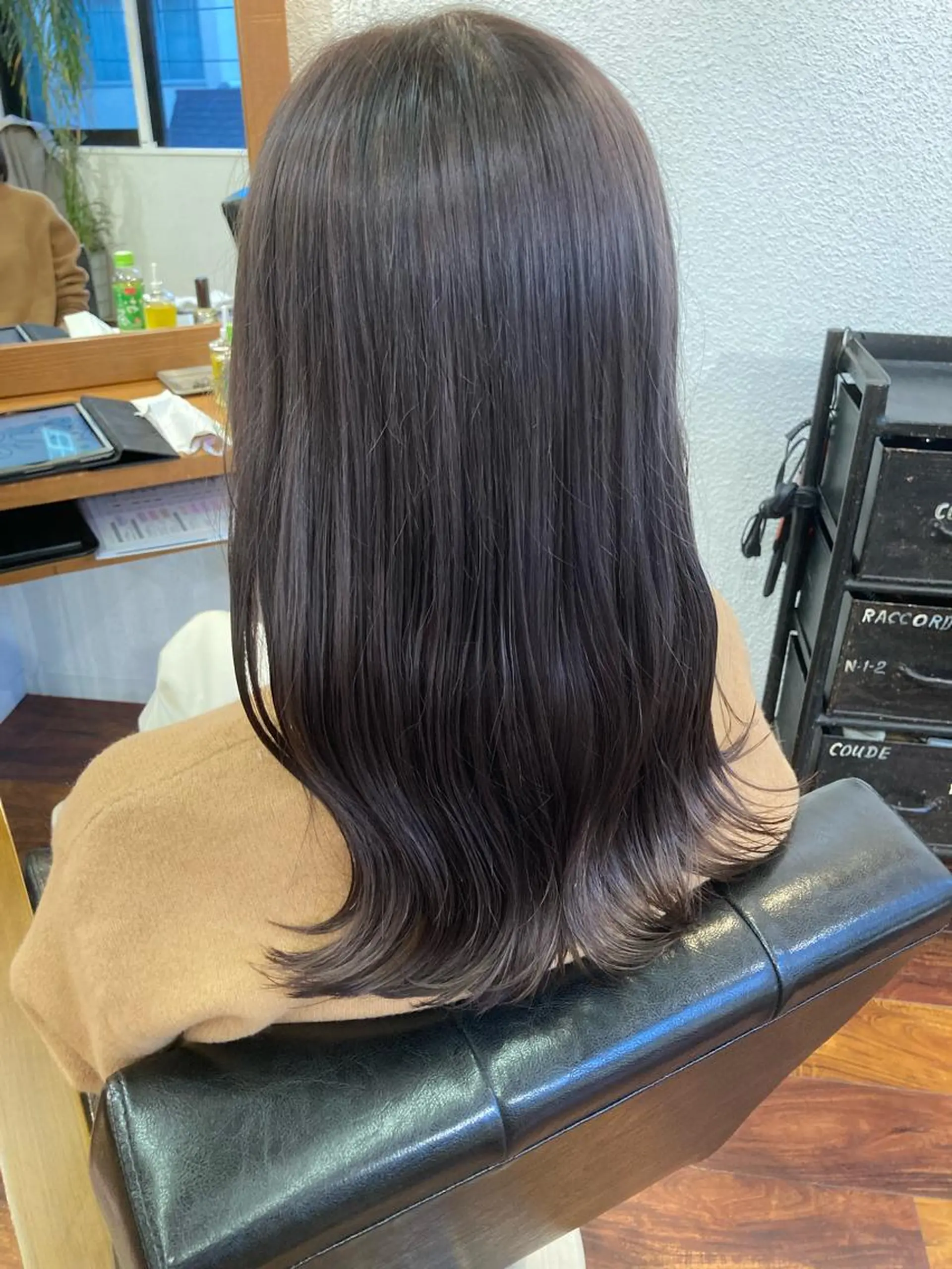 セミロング カラー ブリーチ ケアブリーチ カット ヘアカラー トリートメント 小木曽智美 /ボブ/ショートのヘアスタイル