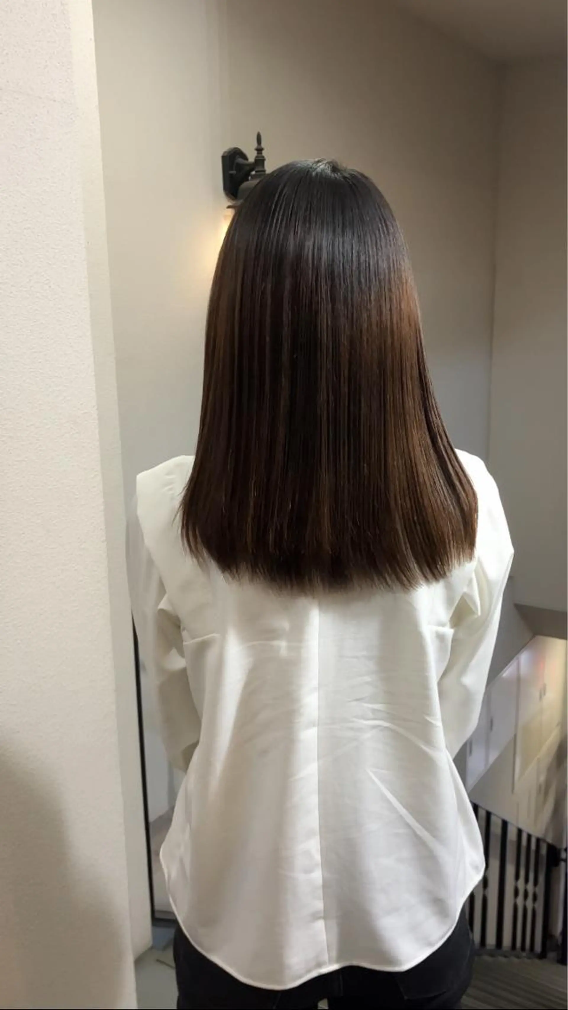 ミディアム くせ毛 wa daのヘアスタイル