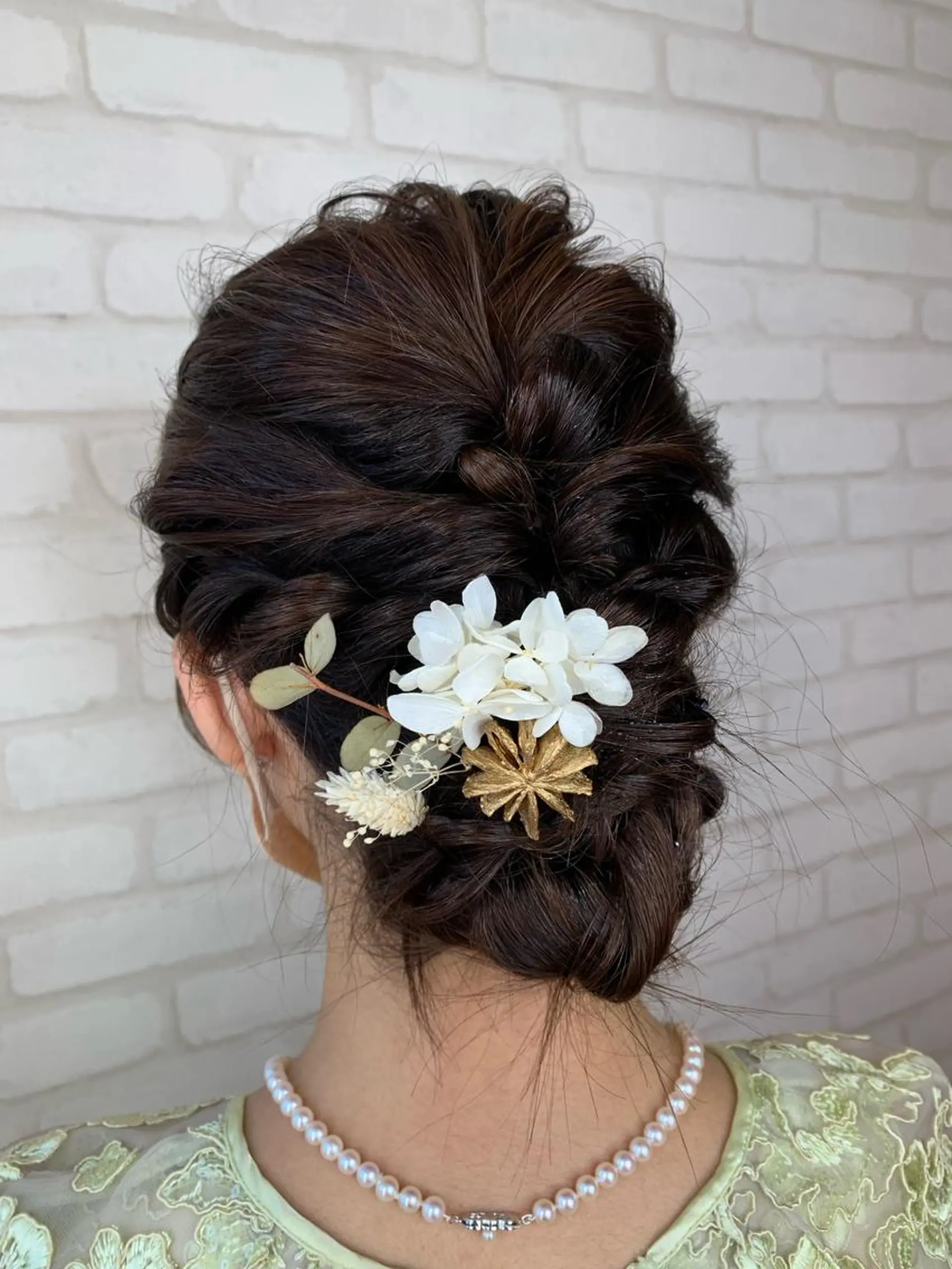 ヘアアレンジ 結婚式・ブライダル 髪飾り 秋葉 万柚子のヘアスタイル