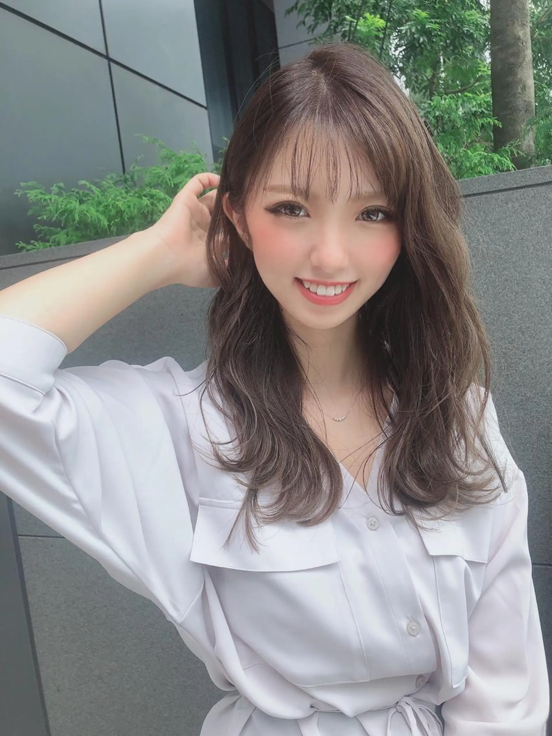 セミロング ハイライト カット ヘアカラー トリートメント 縮毛矯正・髪質改善 ❣️三浦正也のヘアスタイル