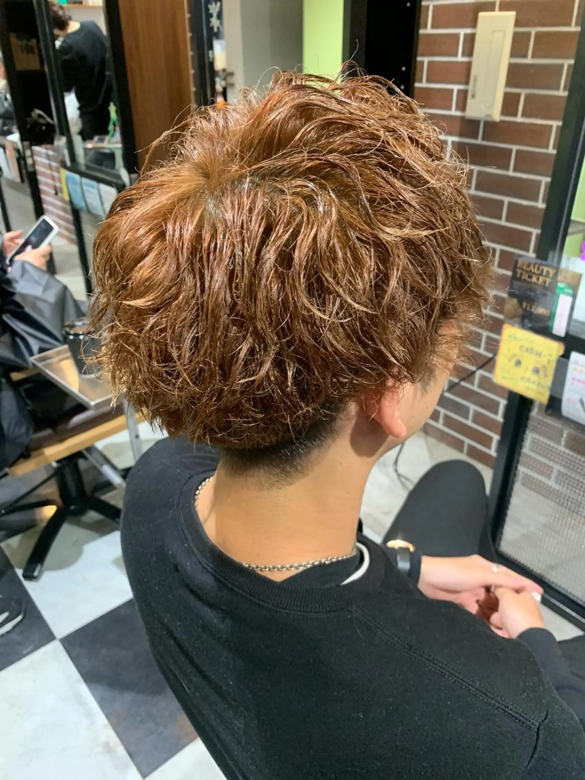 ミディアム 坪井 彰吾のヘアスタイル