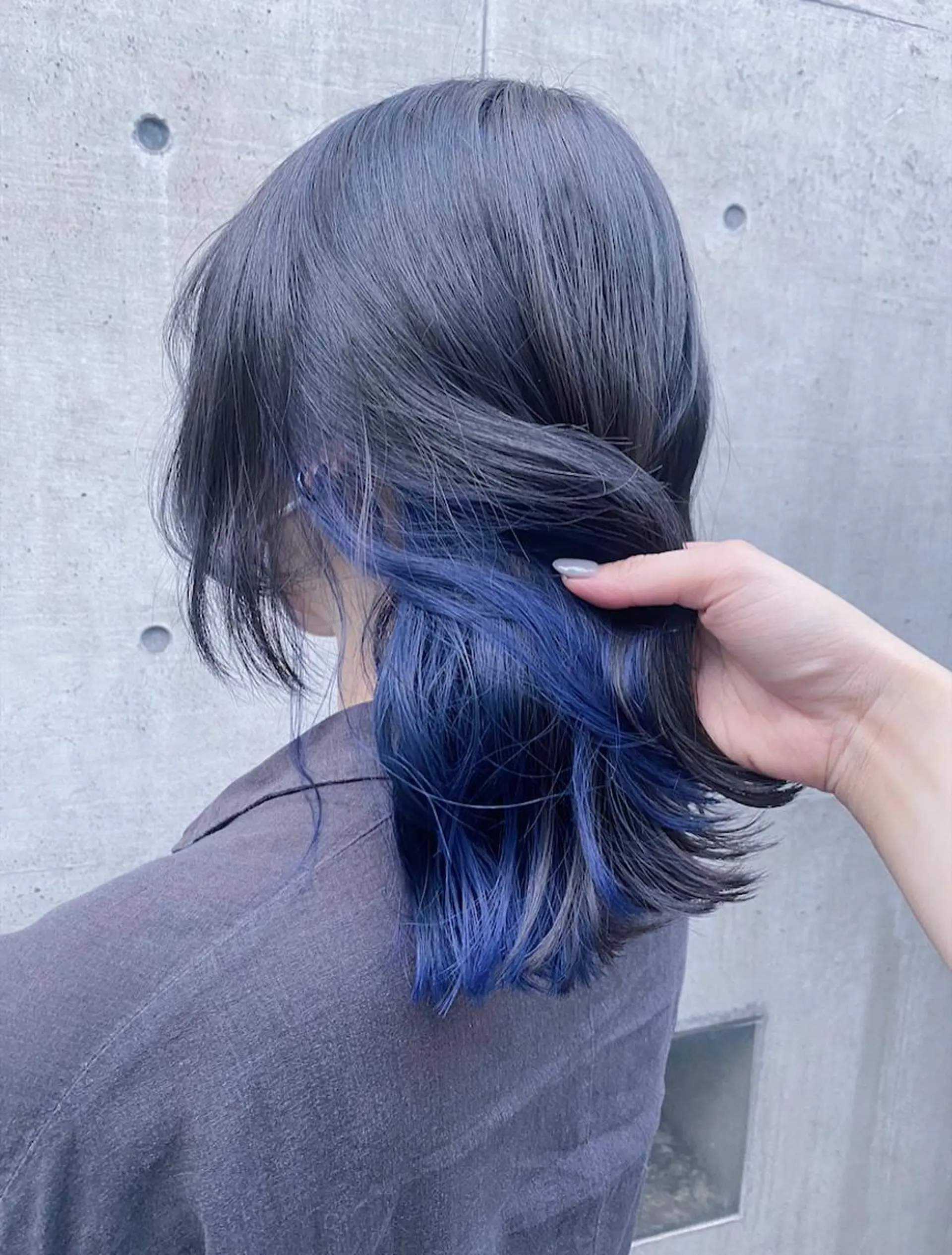 セミロング カラー ヘアアレンジ 韓国レイヤーカット/ 儚げカラーチナツのヘアスタイル