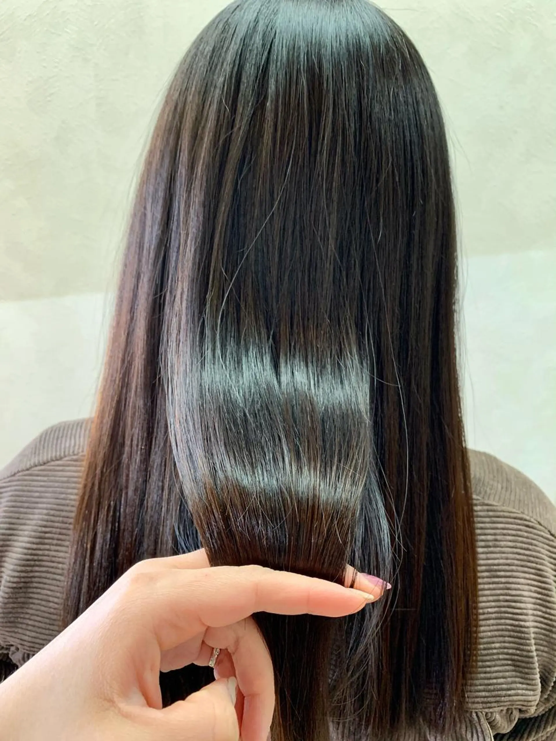 セミロング 加藤 遥花のヘアスタイル