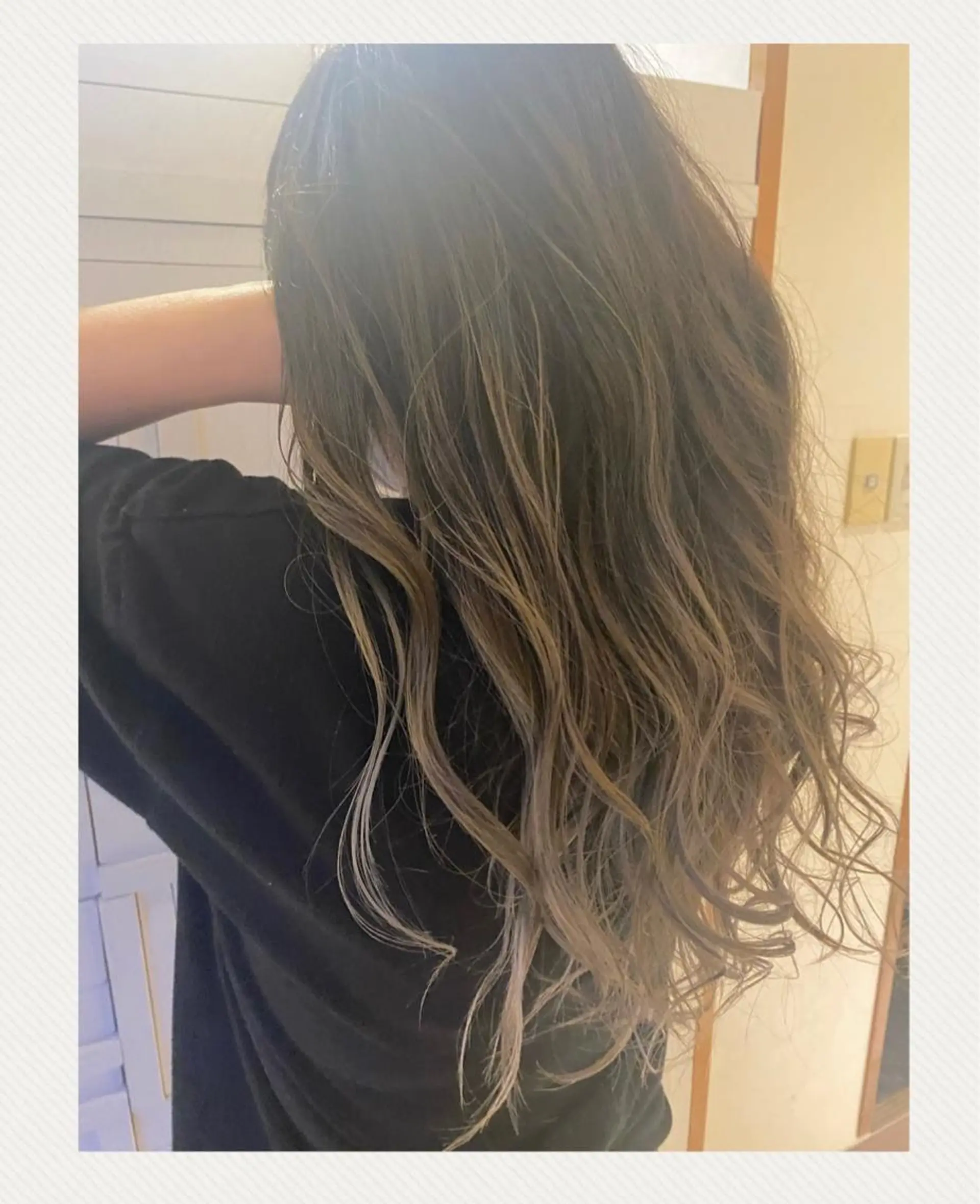 ロング カラー レイヤーパーマ🤍 Reiのヘアスタイル