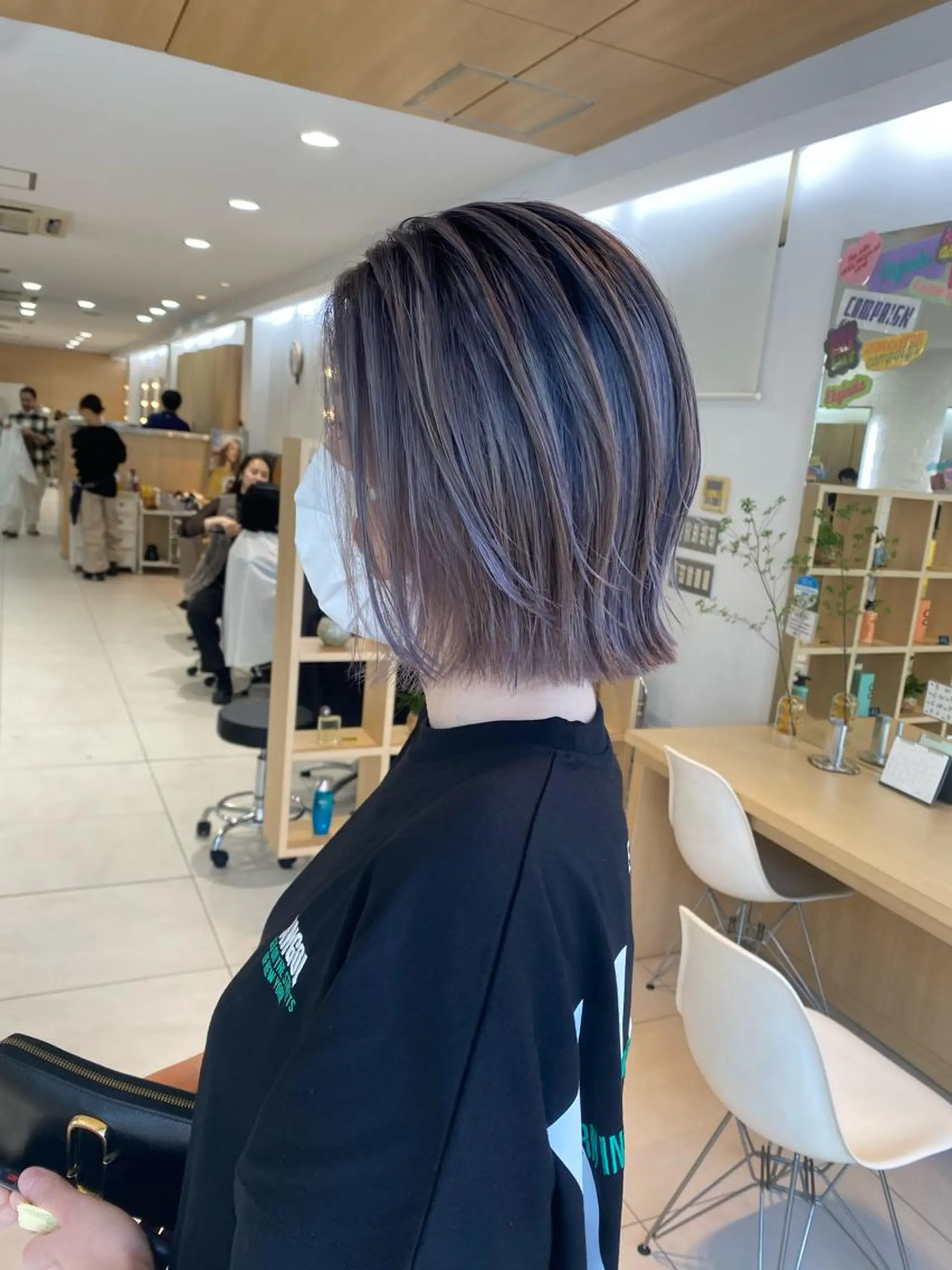 ミディアム カラー バレイヤージュ レイヤーカット ヘアカラー 🍀透明感抜群🍀/ ハイトーンカラーのヘアスタイル