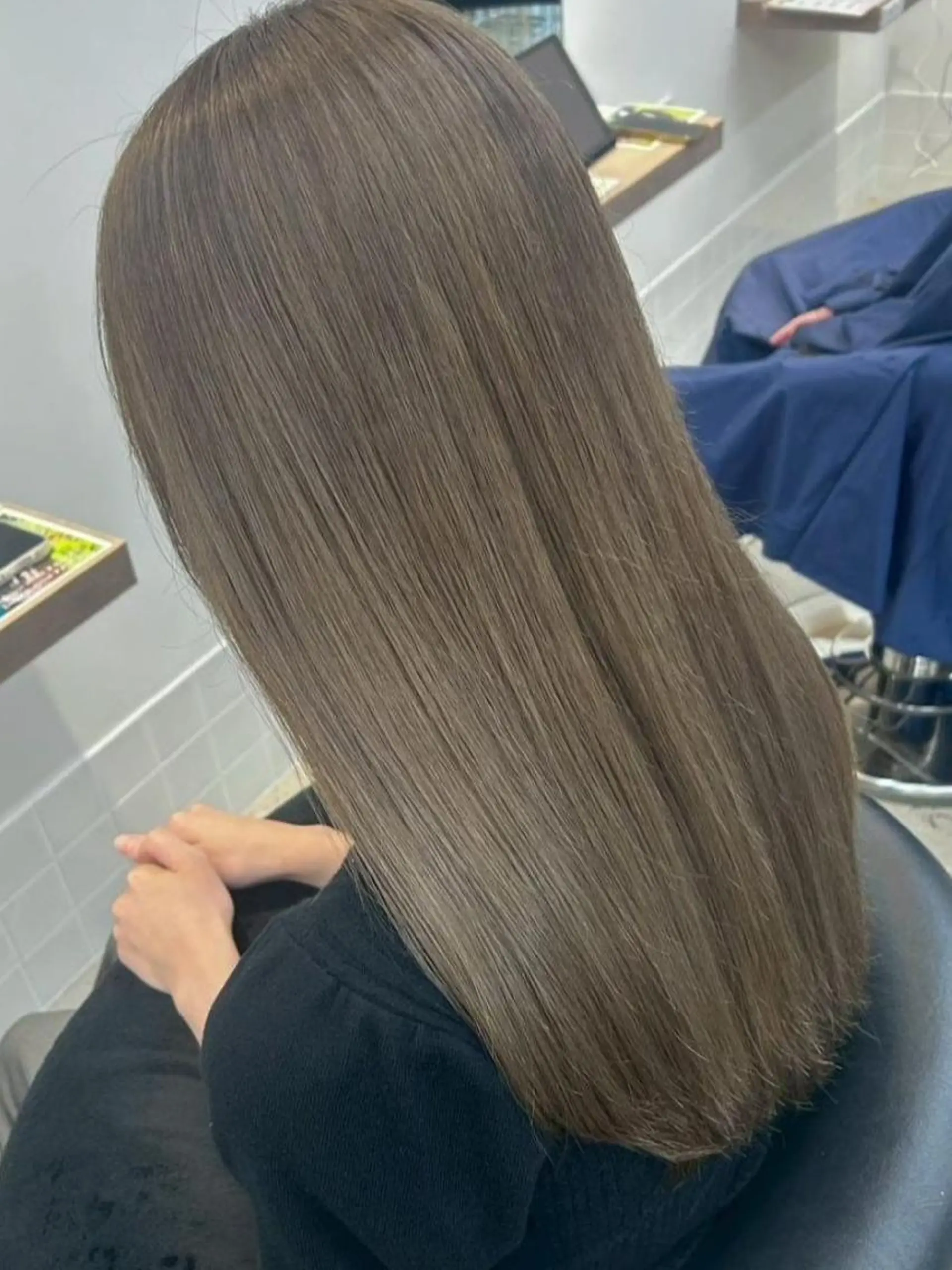 ミディアム 幕田 希耀美のヘアスタイル