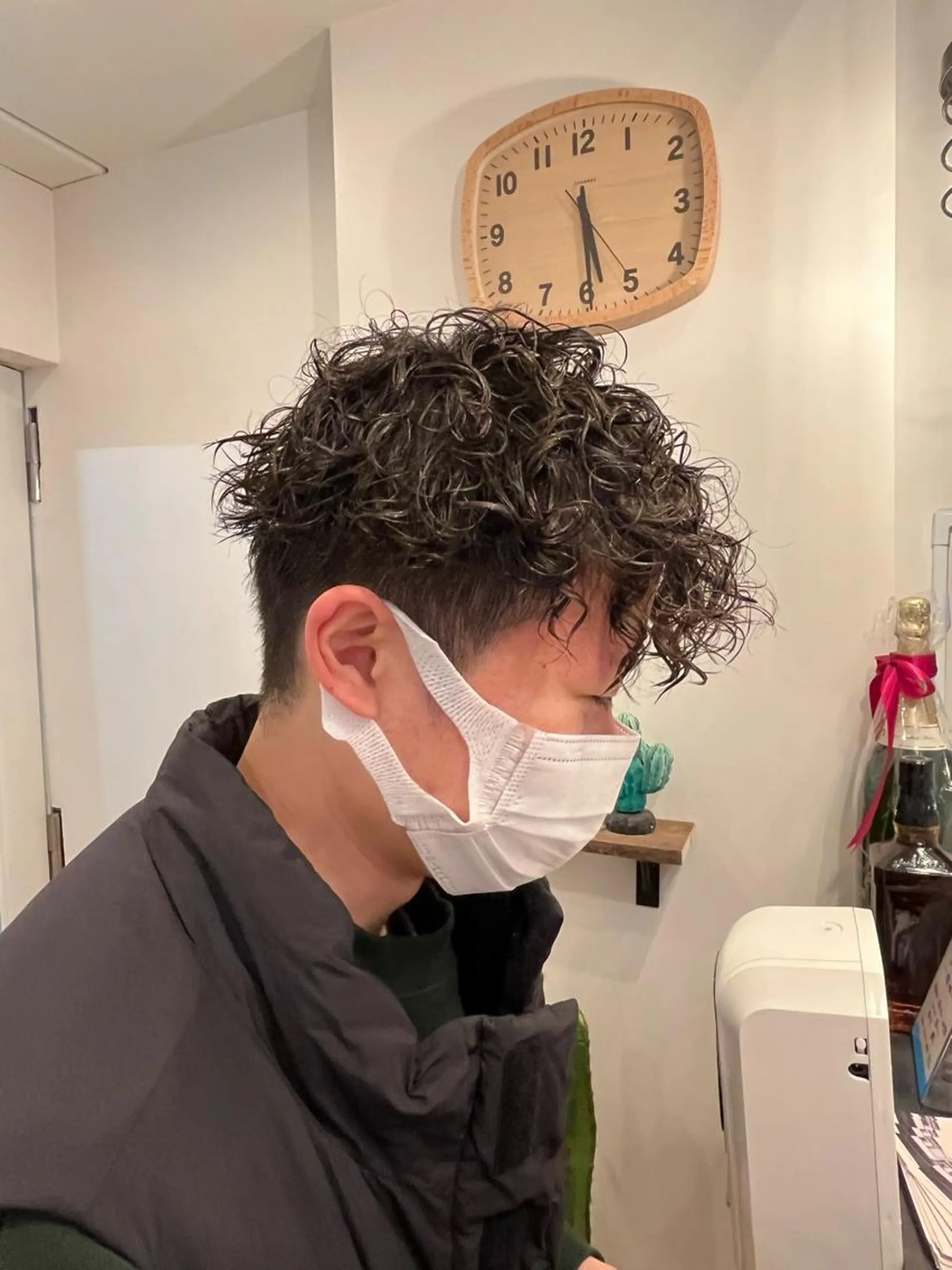 ショート パーマ メンズ 香取 康平のヘアスタイル
