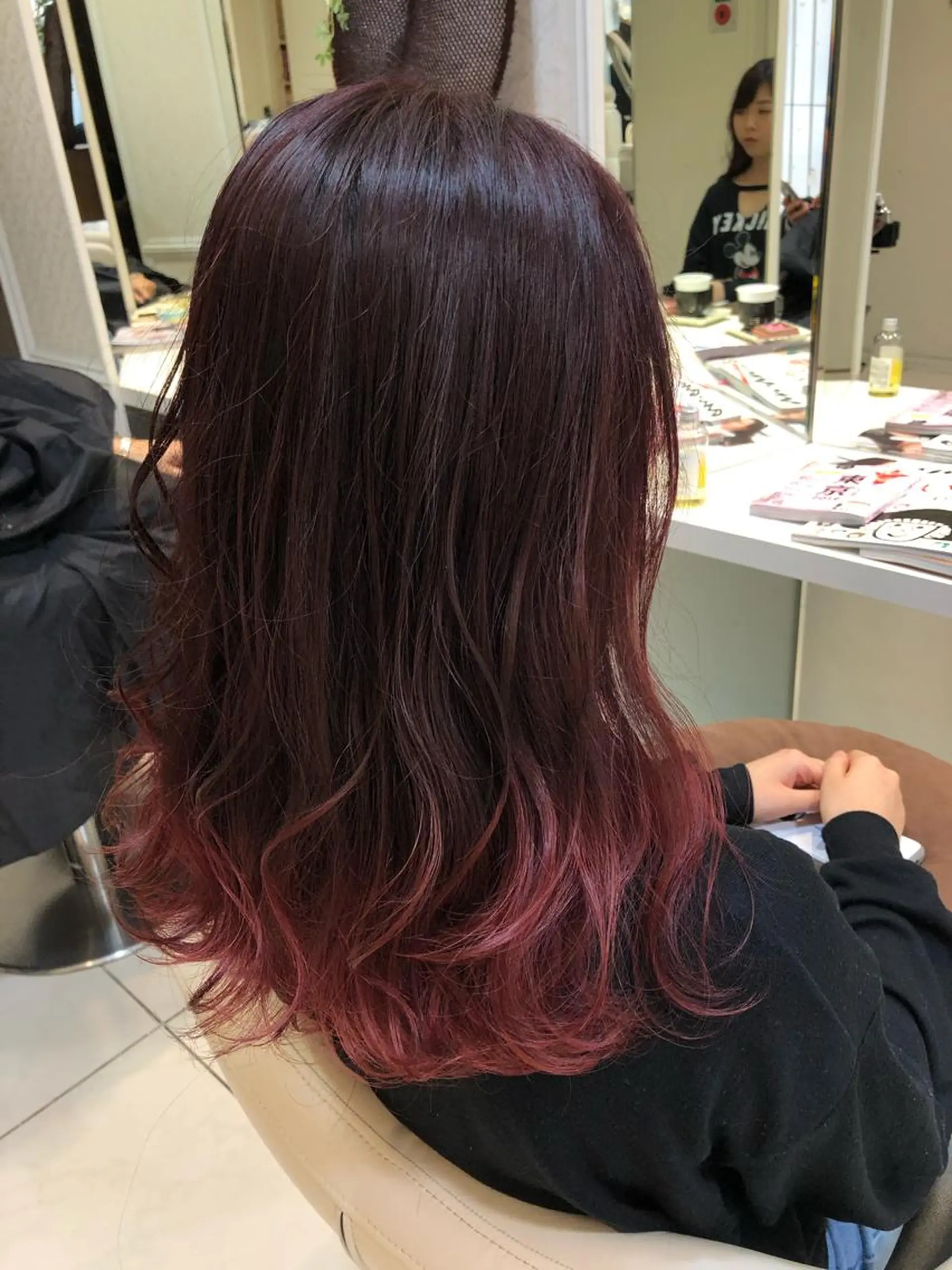 ロング カラー ブリーチ ケアブリーチ グラデーションカラー レッドカラー ヘアカラー トリートメント 🌈ぷる艶カラー🌈 髪質改善👑柳沼尚貴のヘアスタイル