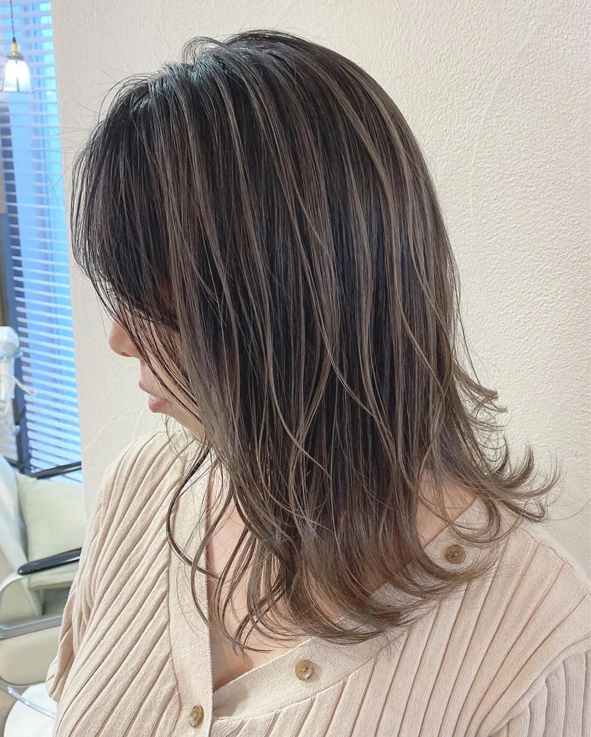 ミディアム カラー カット ヘアカラー ハイライト／髪質改善 裕樹のヘアスタイル