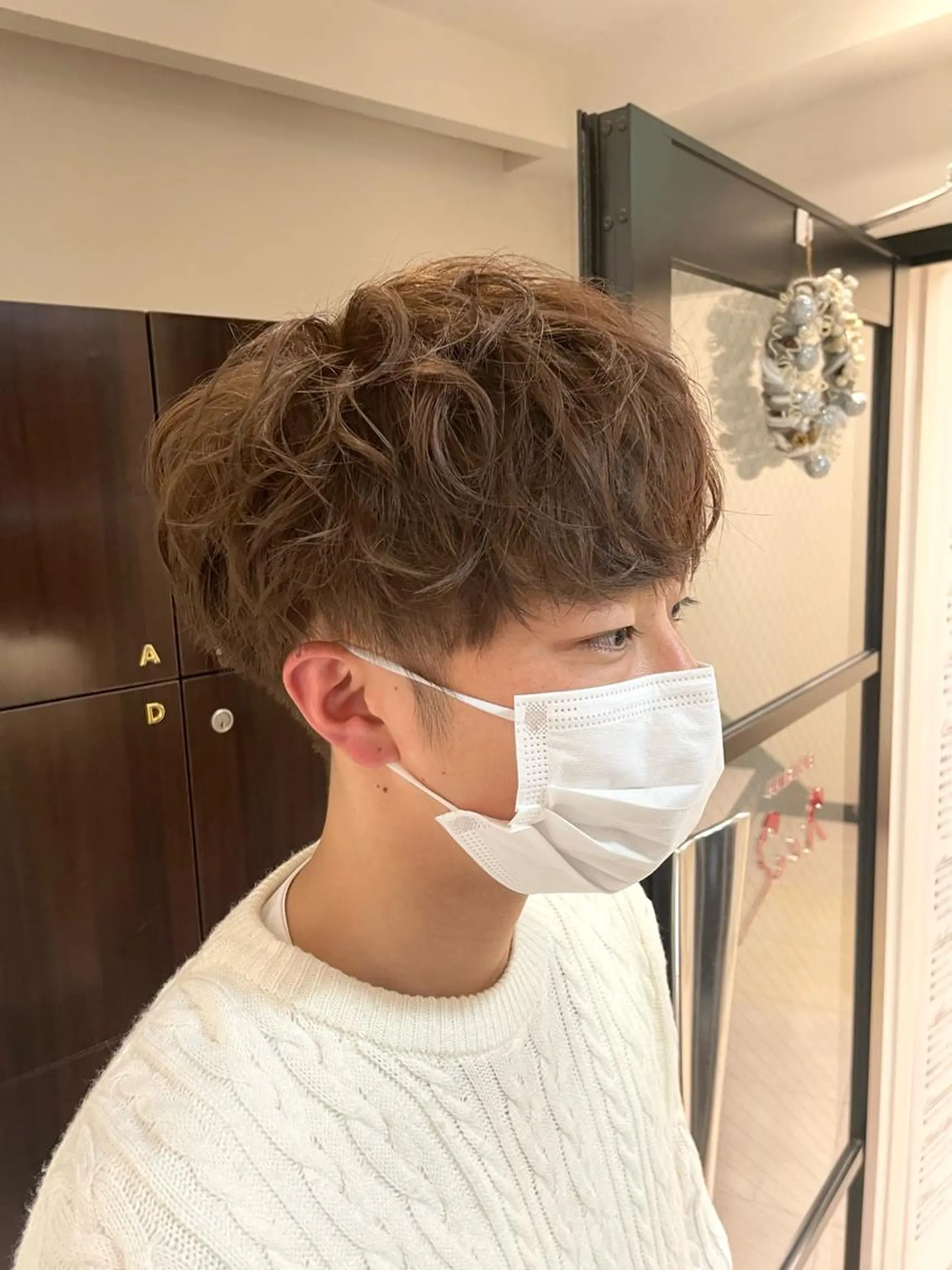 カラー パーマ メンズ メンズブリーチ ベージュカラー ブリーチ ブリーチなしカラー 新宿/顔周りカット/ レイヤー/がっきーのヘアスタイル