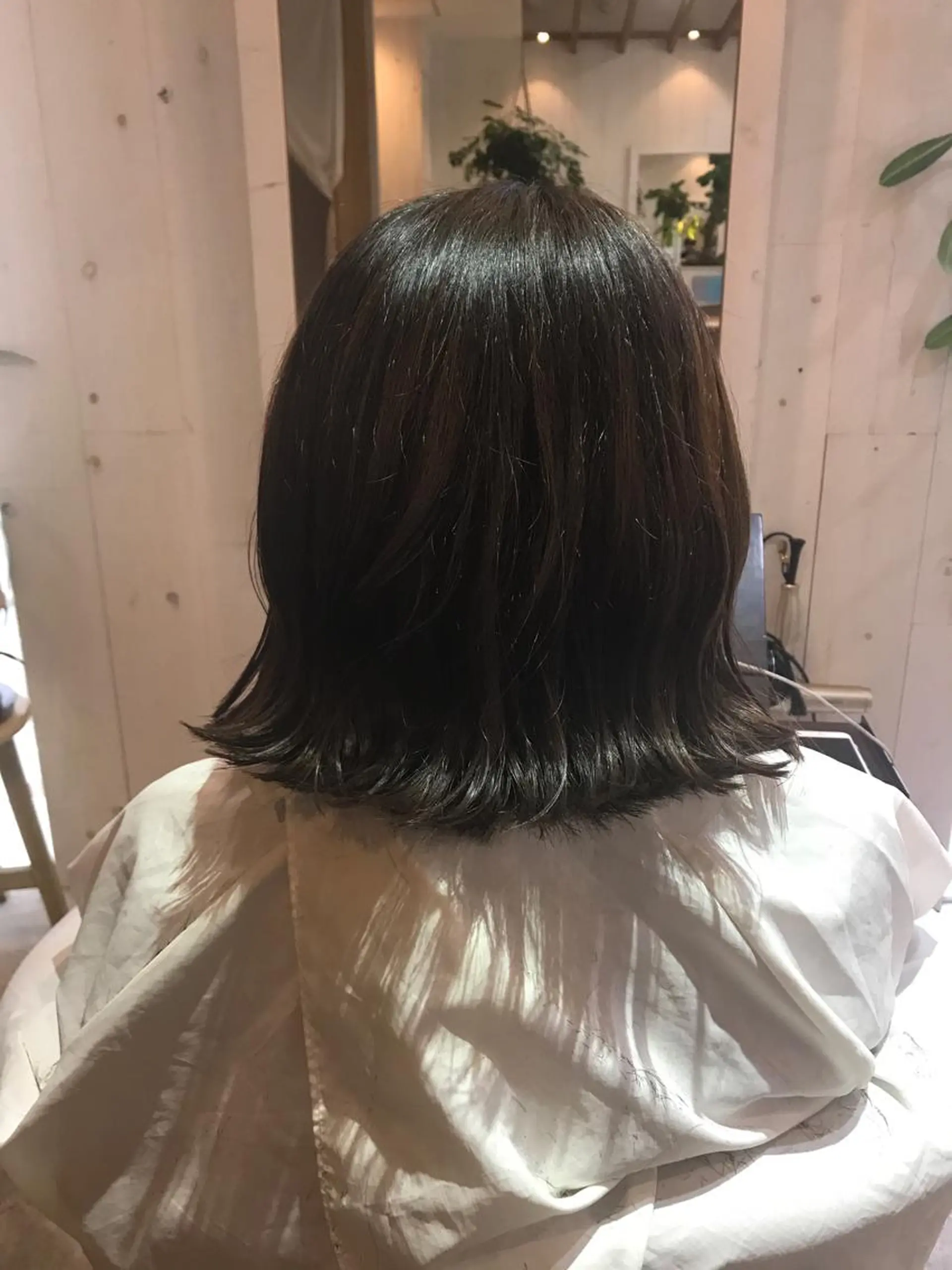 ショート ボブ 外ハネヘア 長尾 桃佳のヘアスタイル