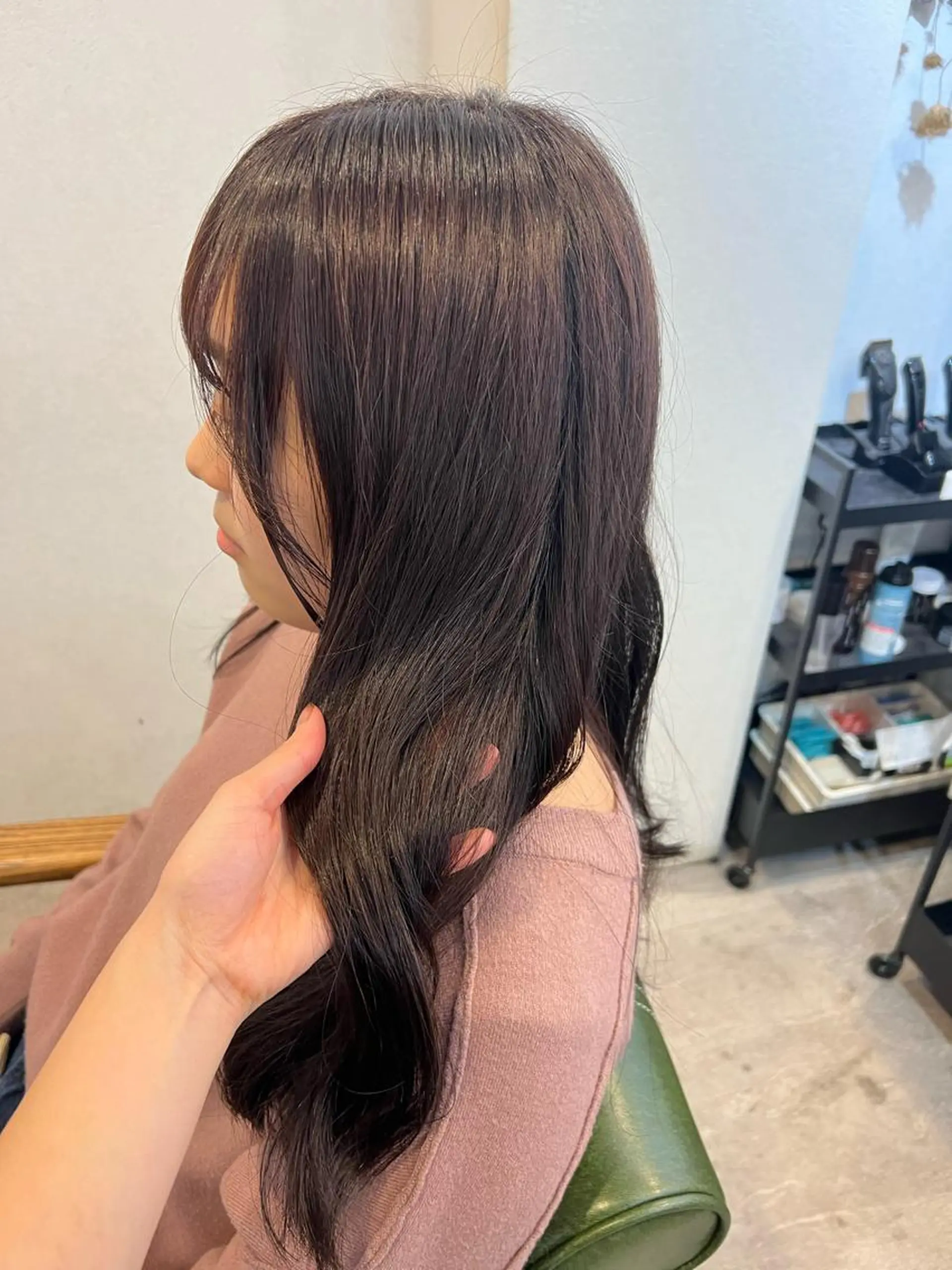 ロング カット ヘアカラー トリートメント ulu. amiのヘアスタイル
