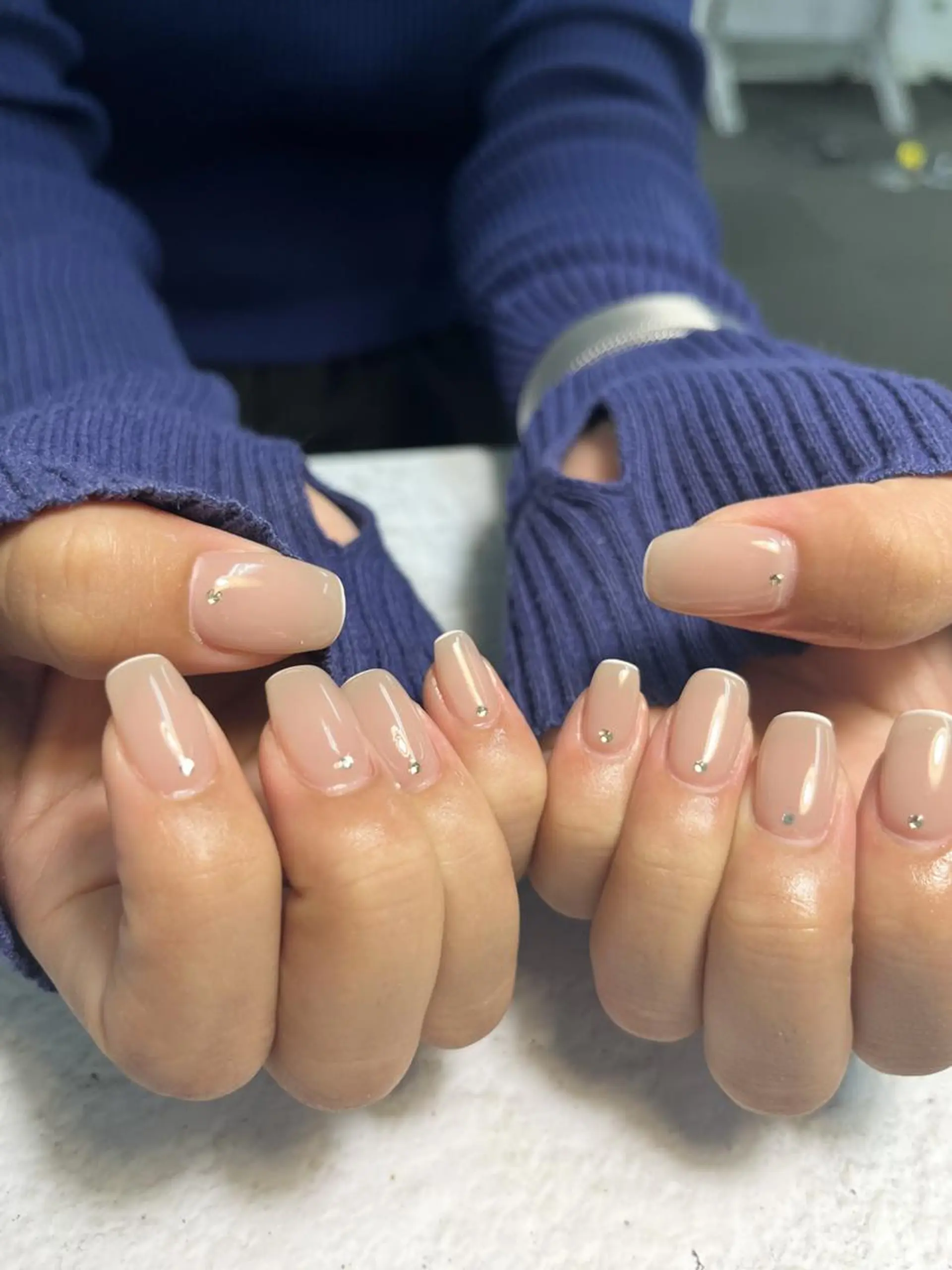 ネイル フレンチネイル ニュアンスネイル ワンカラーネイル ストーンネイル 優奈ﾃｨﾝ atelier-01のネイルデザイン