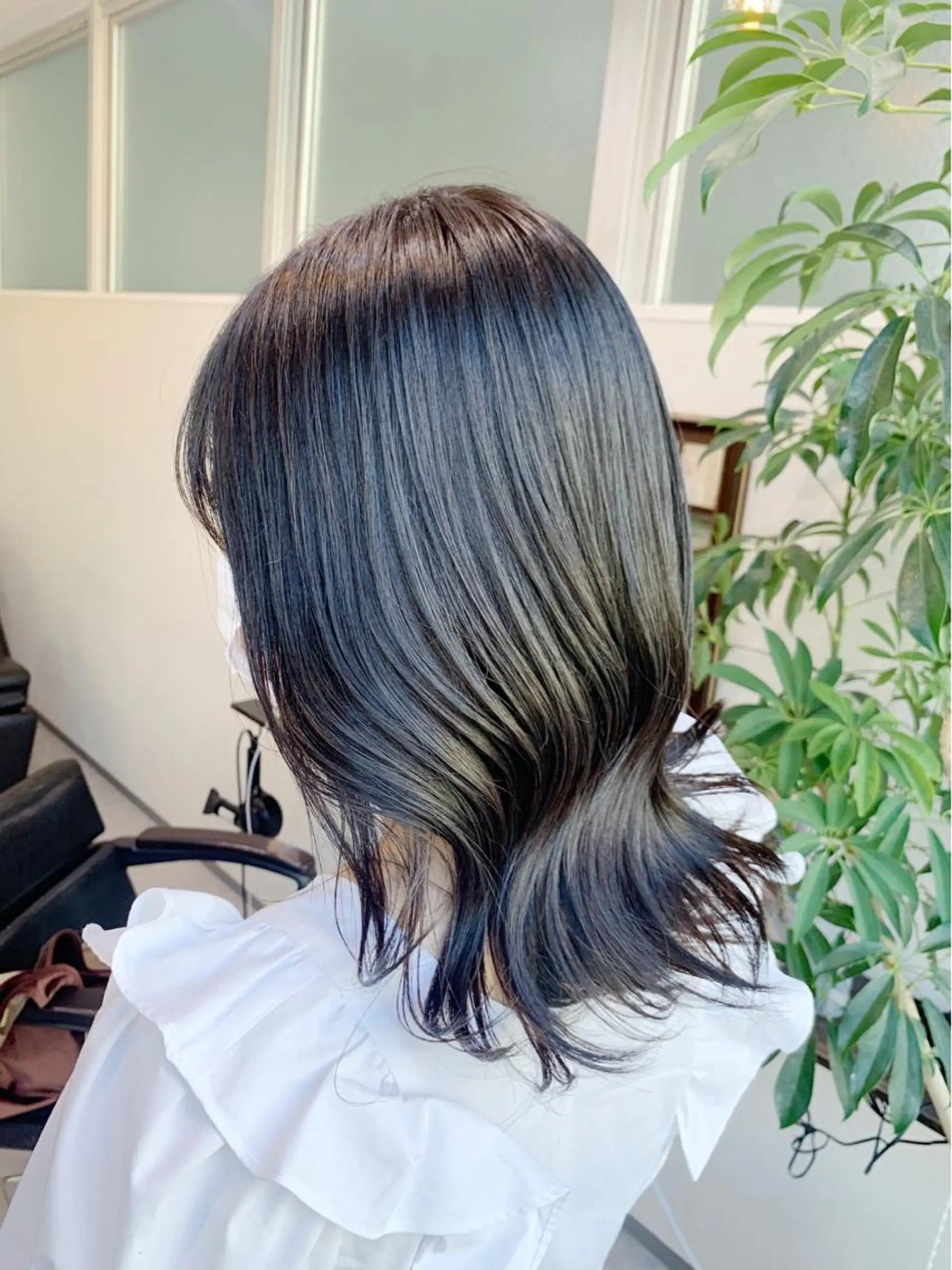 セミロング カラー メンズ メンズハイライト 透明感カラー ハイライトカラー イルミナカラー ハイライト カット ヘアカラー トリートメント 酸熱トリートメント/ 髪質改善🌟玉井香奈のヘアスタイル