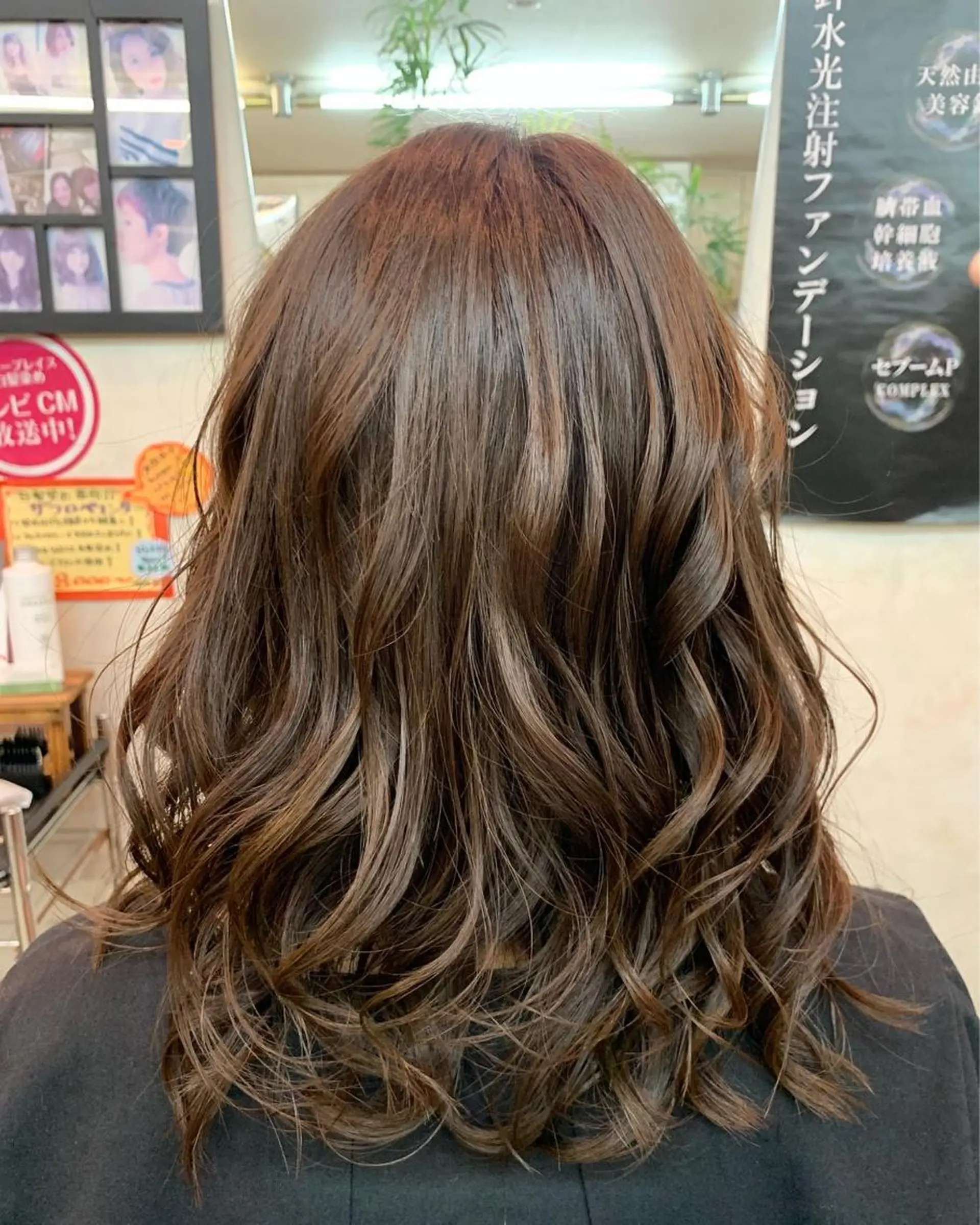 セミロング カット パーマ 春日部　間庭 寛貴のヘアスタイル