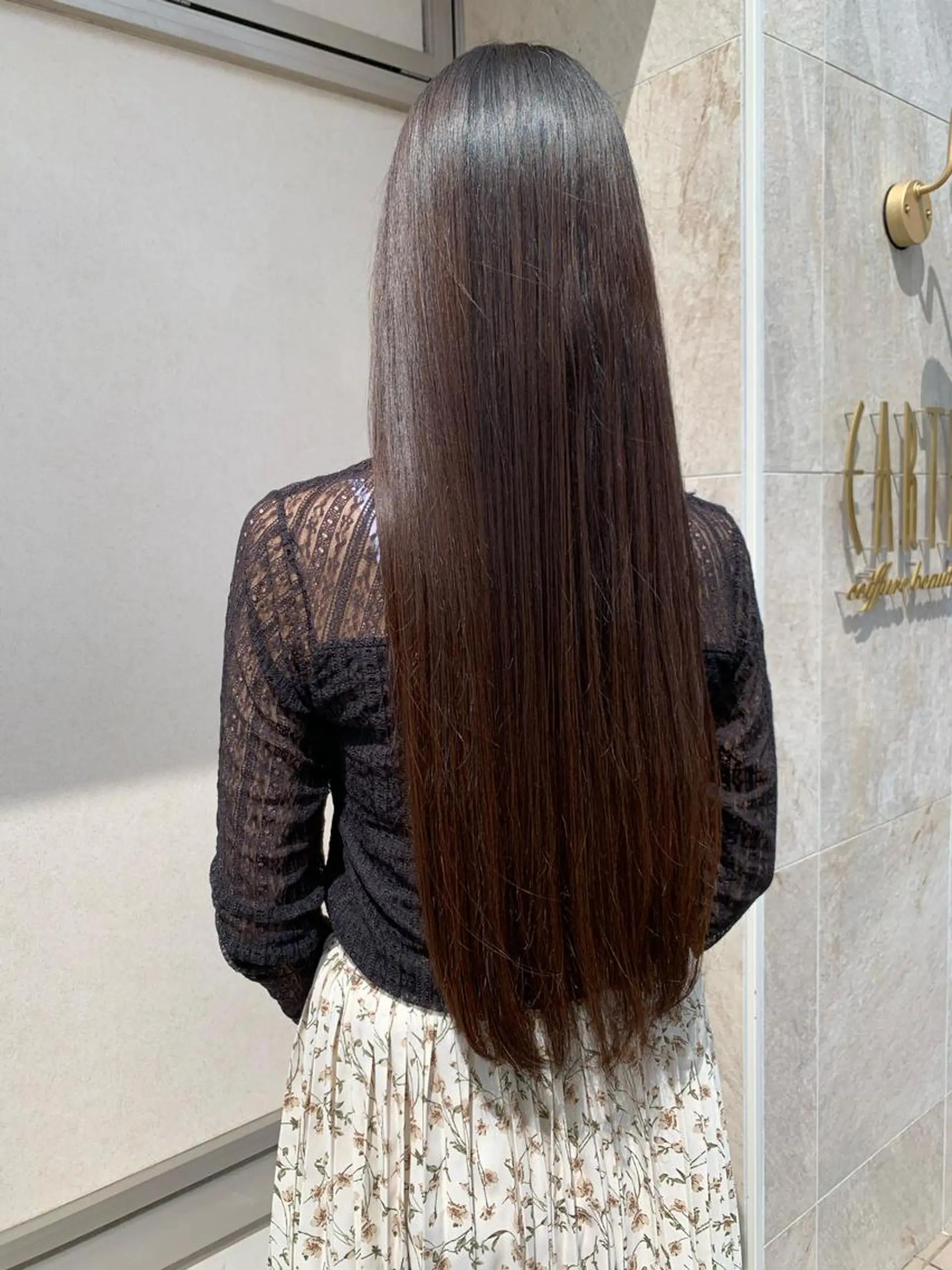 ロング 吹田 駿 髪質改善縮毛矯正のヘアスタイル