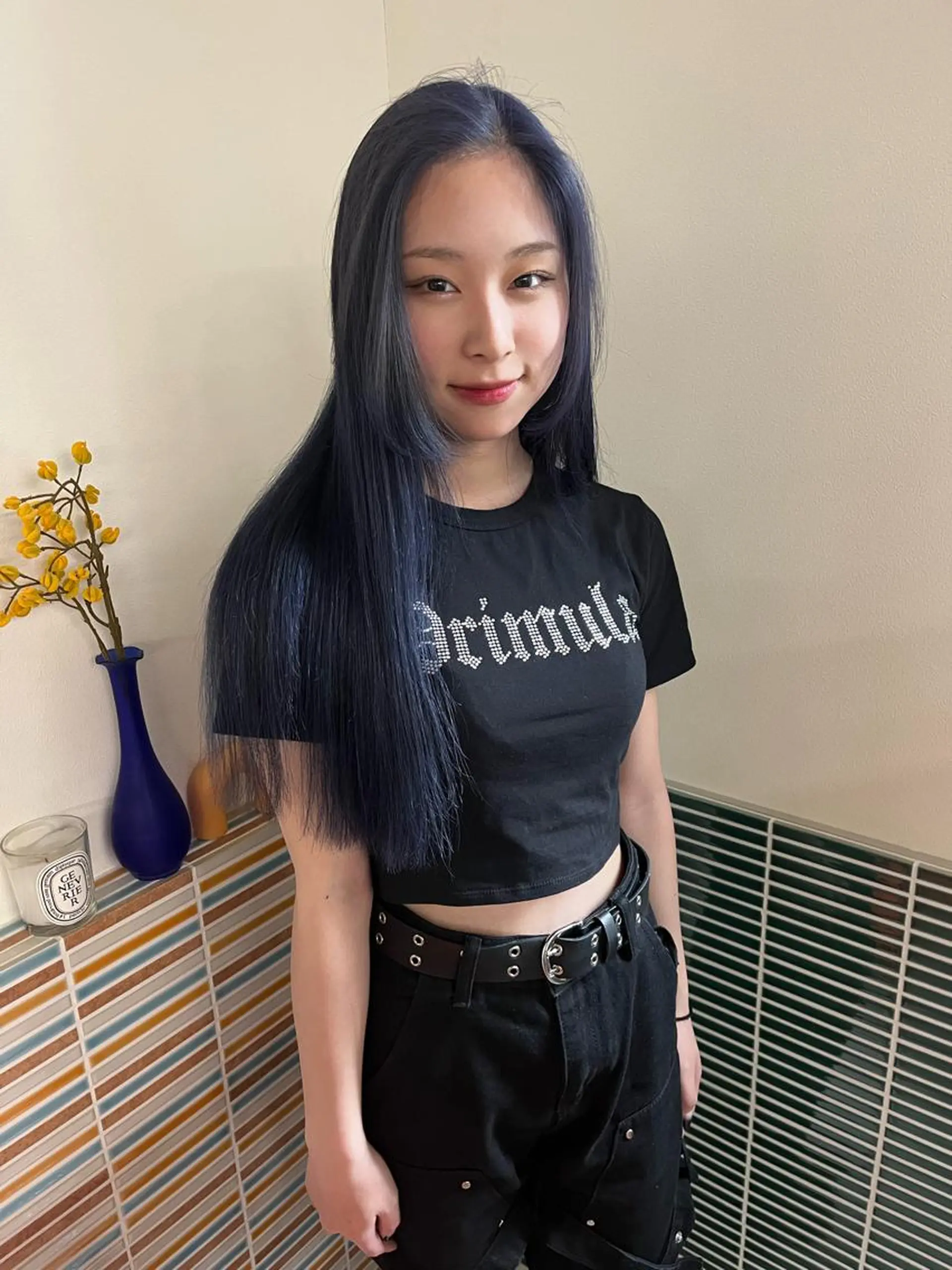 ロング カラー ブリーチ ブルーカラー ブルーラベンダー ラベンダーカラー ヘアカラー トリートメント 🩷ハイトーン透明感 レイヤー🩷ユリカのヘアスタイル