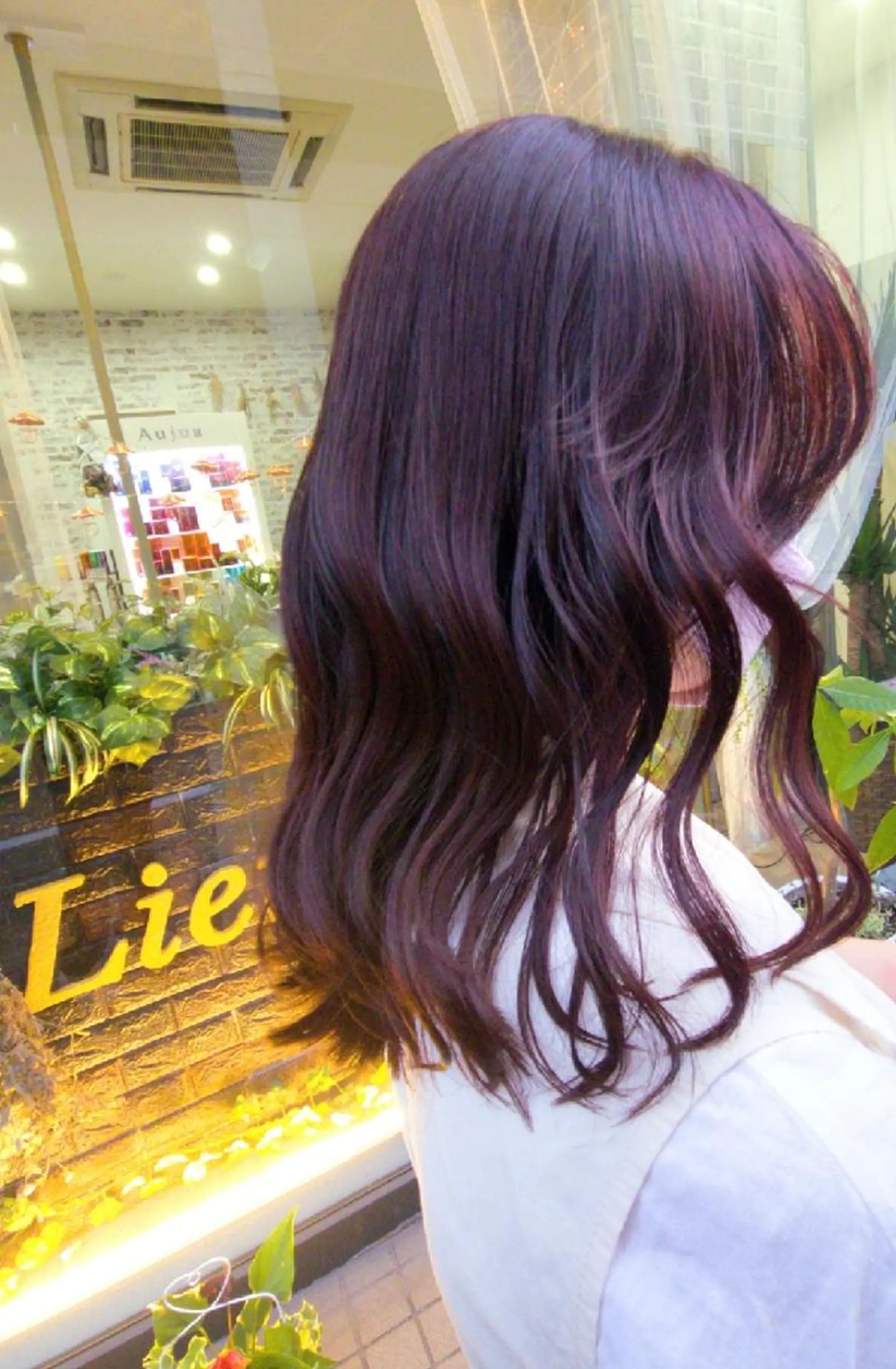 カラー セミロング 井澗 修二のヘアスタイル