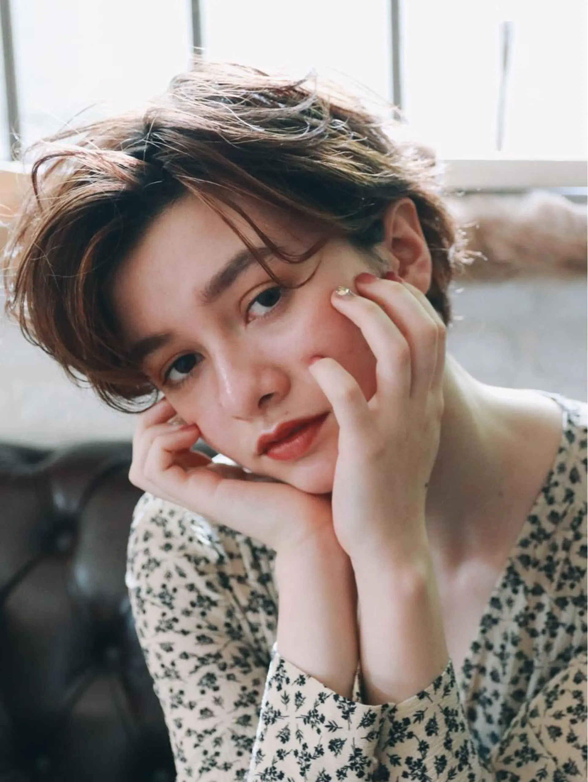 ショート カラー パーマ ボブ ショートヘア アンブレラカラー💫 フェイスフレーミングのヘアスタイル