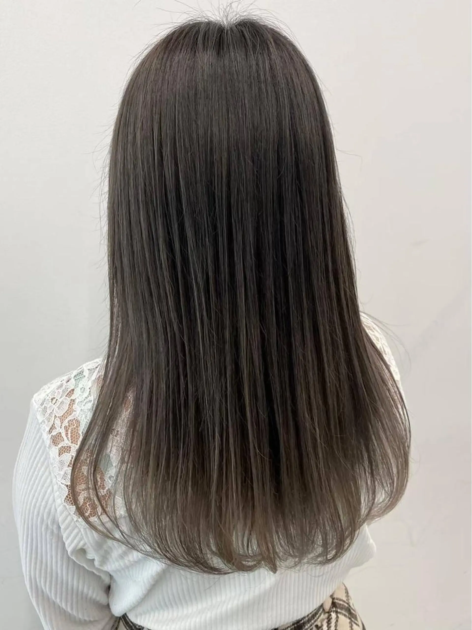 カラー ✨美髪透明感ソムリエ ✨💎KAZU💎のヘアスタイル