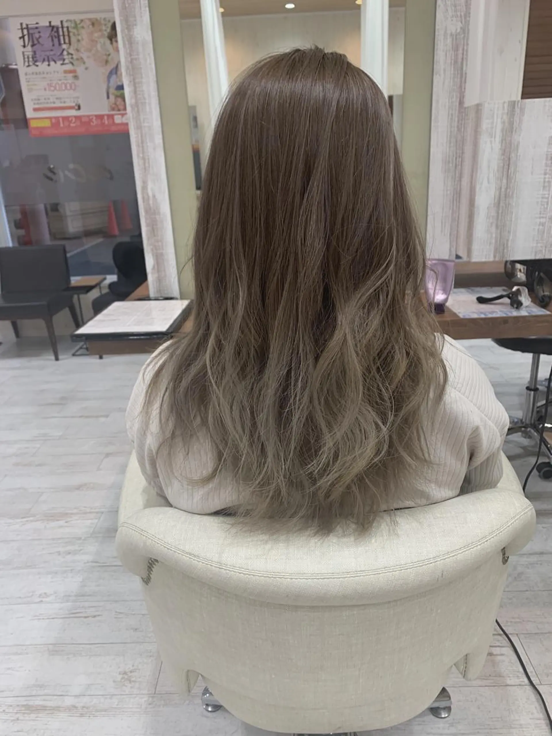 ロング カラー バレイヤージュ グレージュ レイヤーカット 髪質改善×レイヤー 高嶋のヘアスタイル