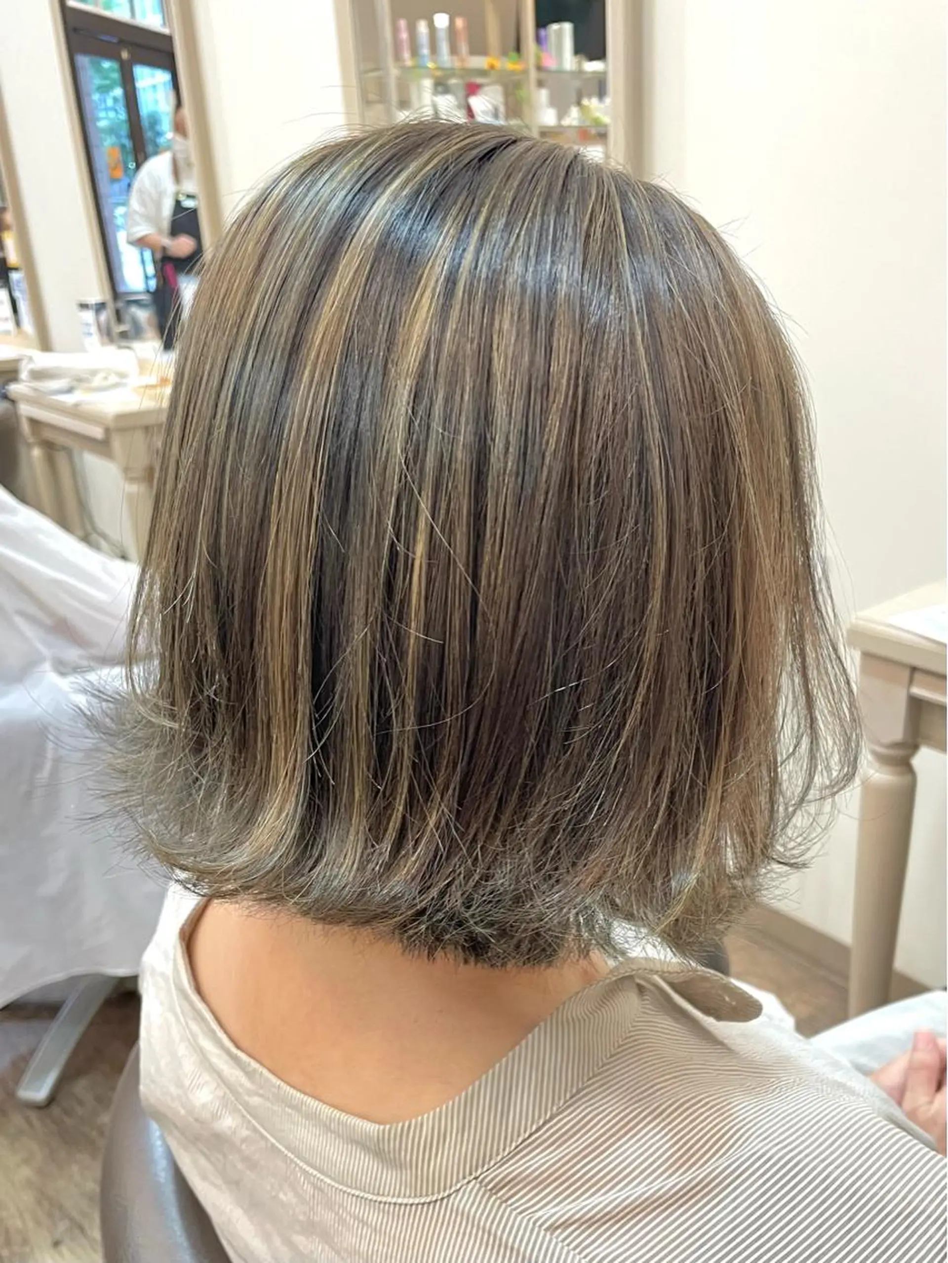 ショート アッシュ ハイライト カット ヘアカラー トリートメント メンズパーマ🌀/ 中村郁未のヘアスタイル