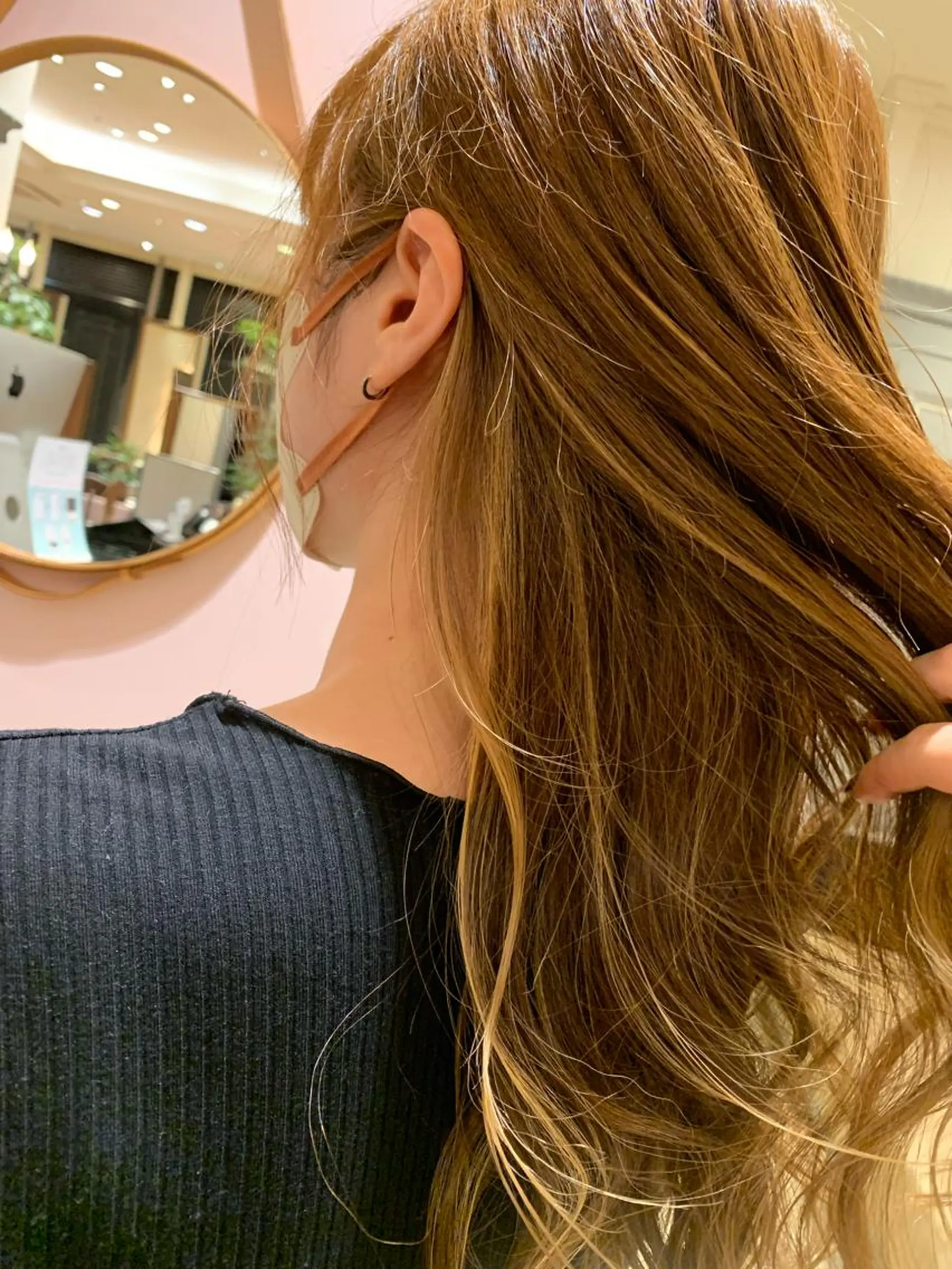 カラー ハイライトカラー 上野 七奈穂のヘアスタイル