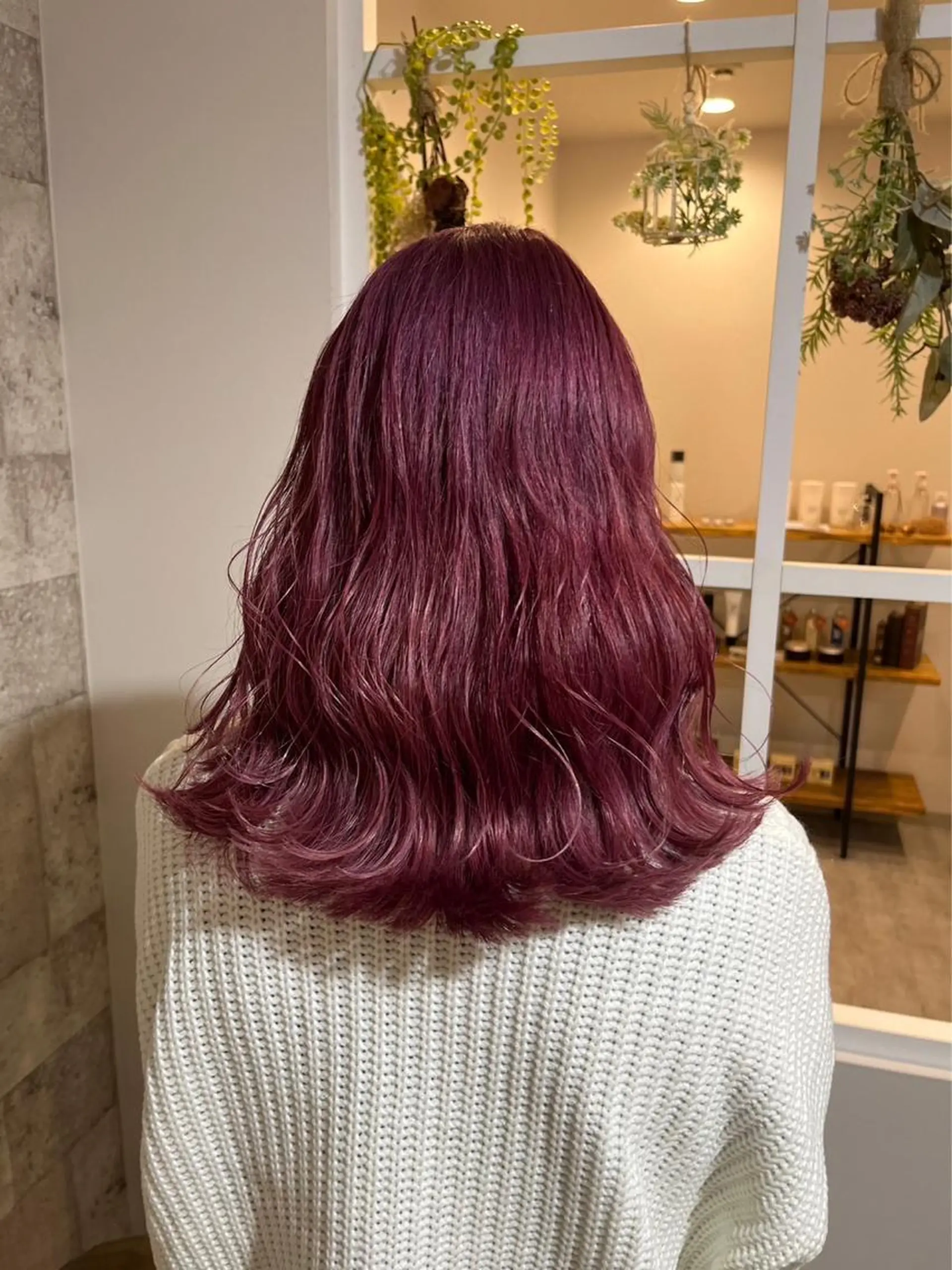 ミディアム カラー 🪞Unge チヒロ 女性限定のヘアスタイル